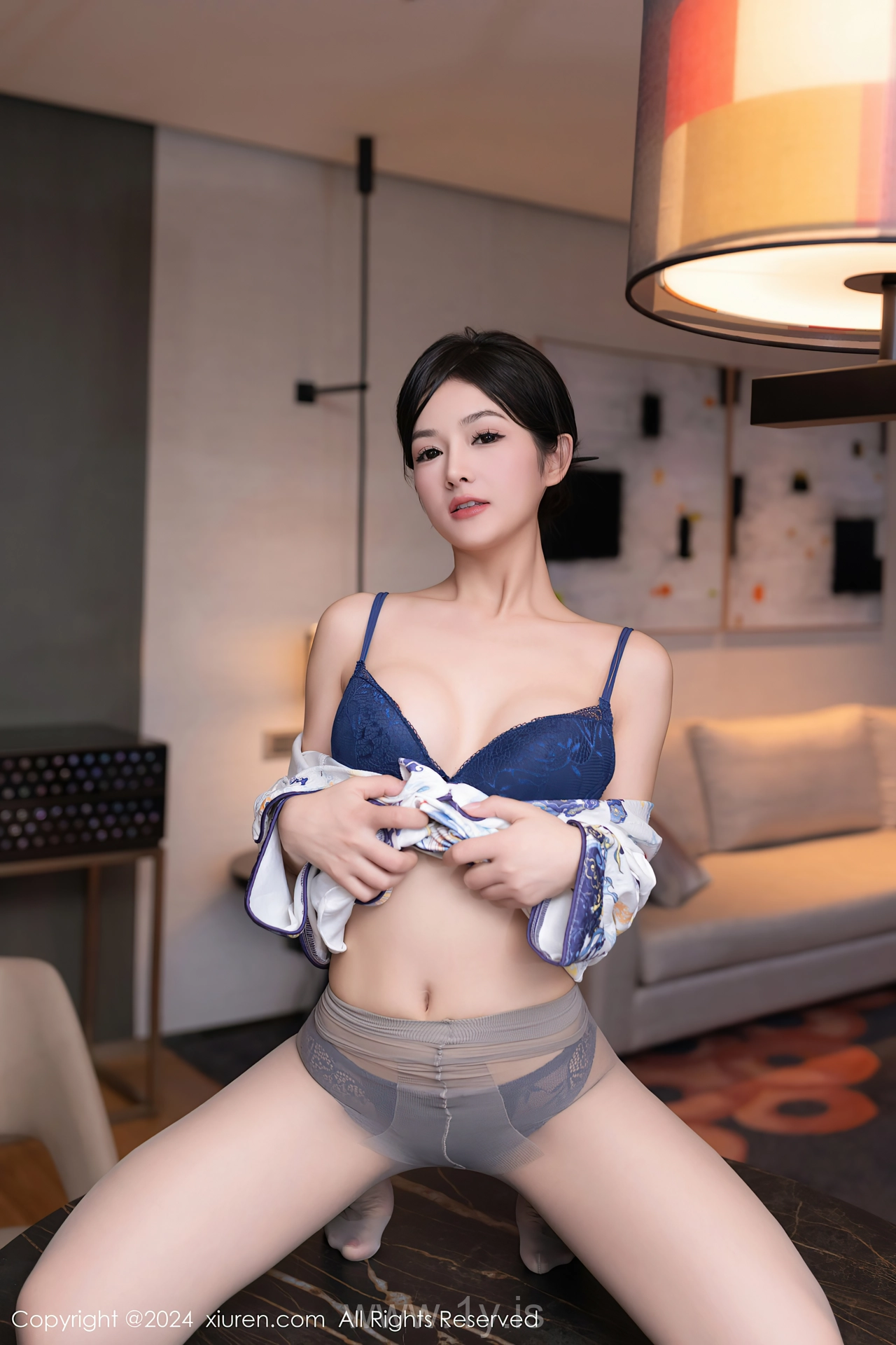 XIUREN(秀人网) No.7933 Stylish & Well-developed Asian Jade 谭小灵