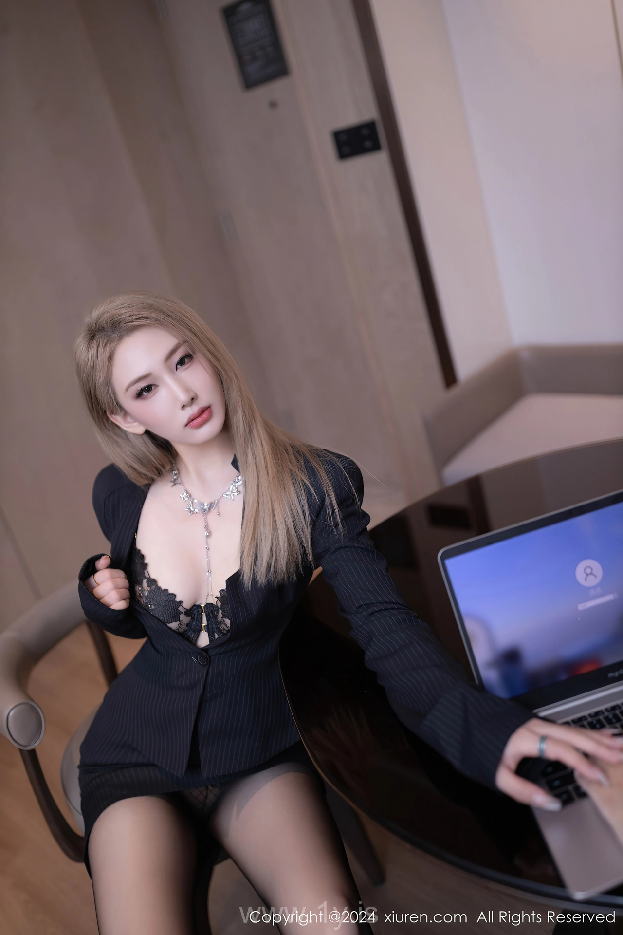 XIUREN(秀人网) No.7936 Quiet Asian Model 沈青黛