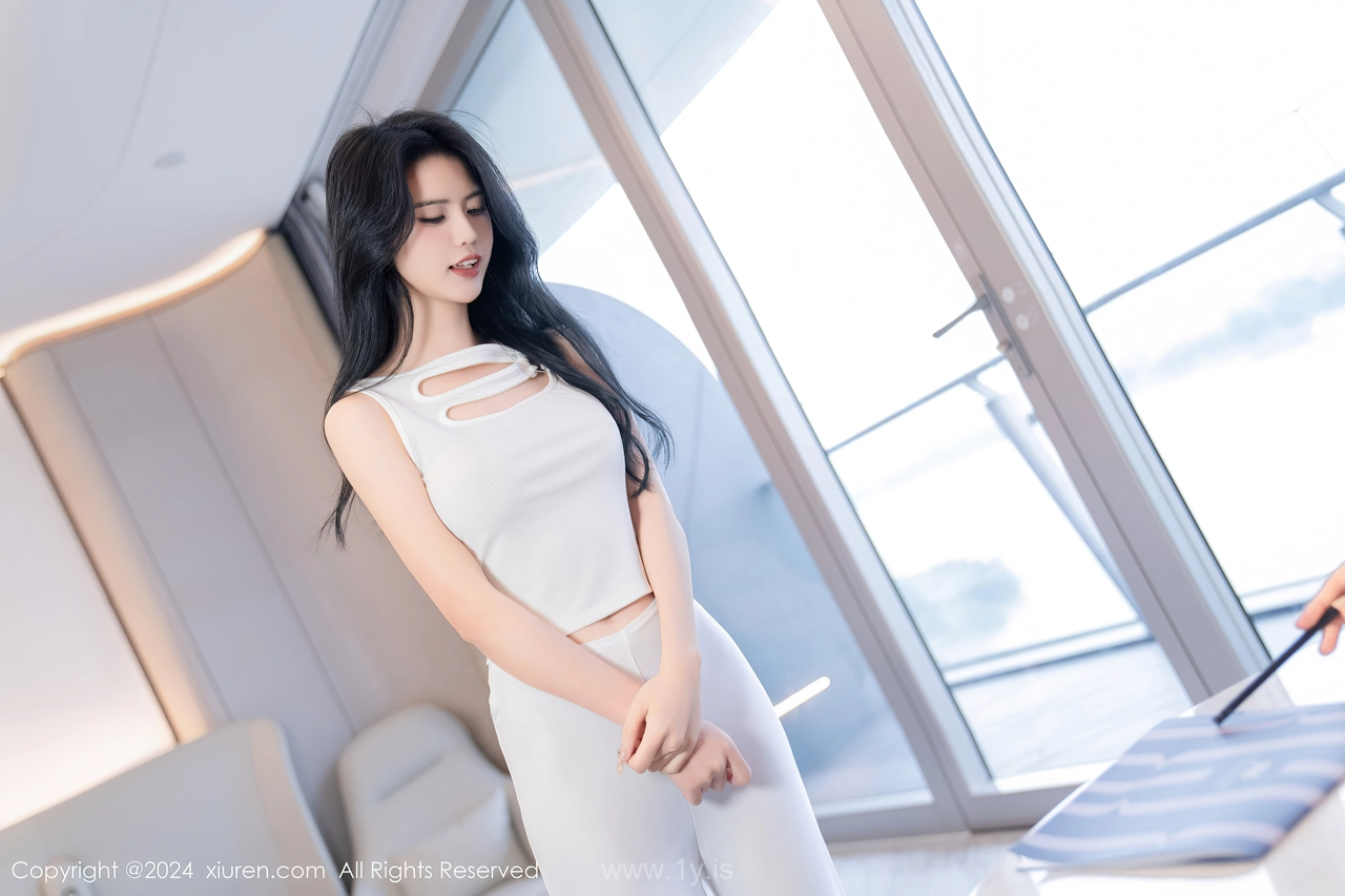XIUREN(秀人网) No.7937 Slender & Flawless Chinese Seductress 浅浅Danny