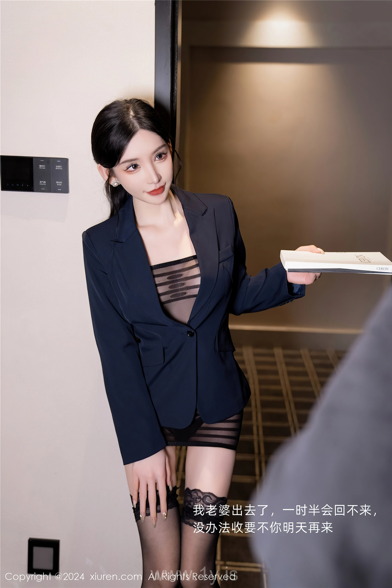 XIUREN(秀人网) No.7956 Graceful Asian Hottie 周于希Sally