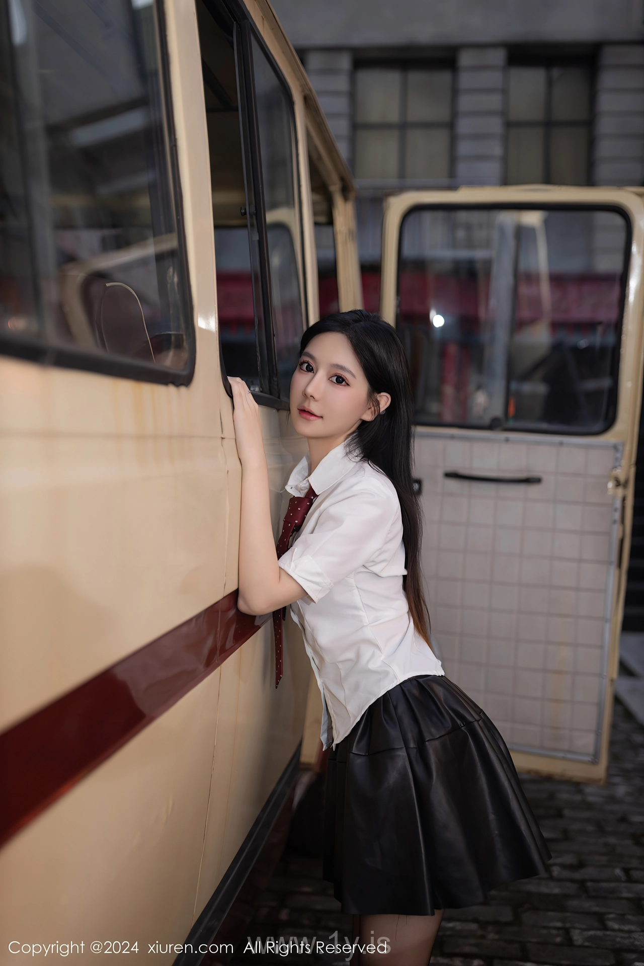 XIUREN(秀人网) No.7957 Beautiful & Mesmerizing Asian Temptress 幼幼
