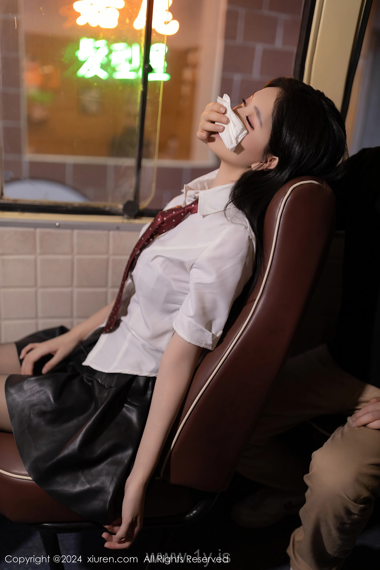 XIUREN(秀人网) No.7957 Beautiful & Mesmerizing Asian Temptress 幼幼