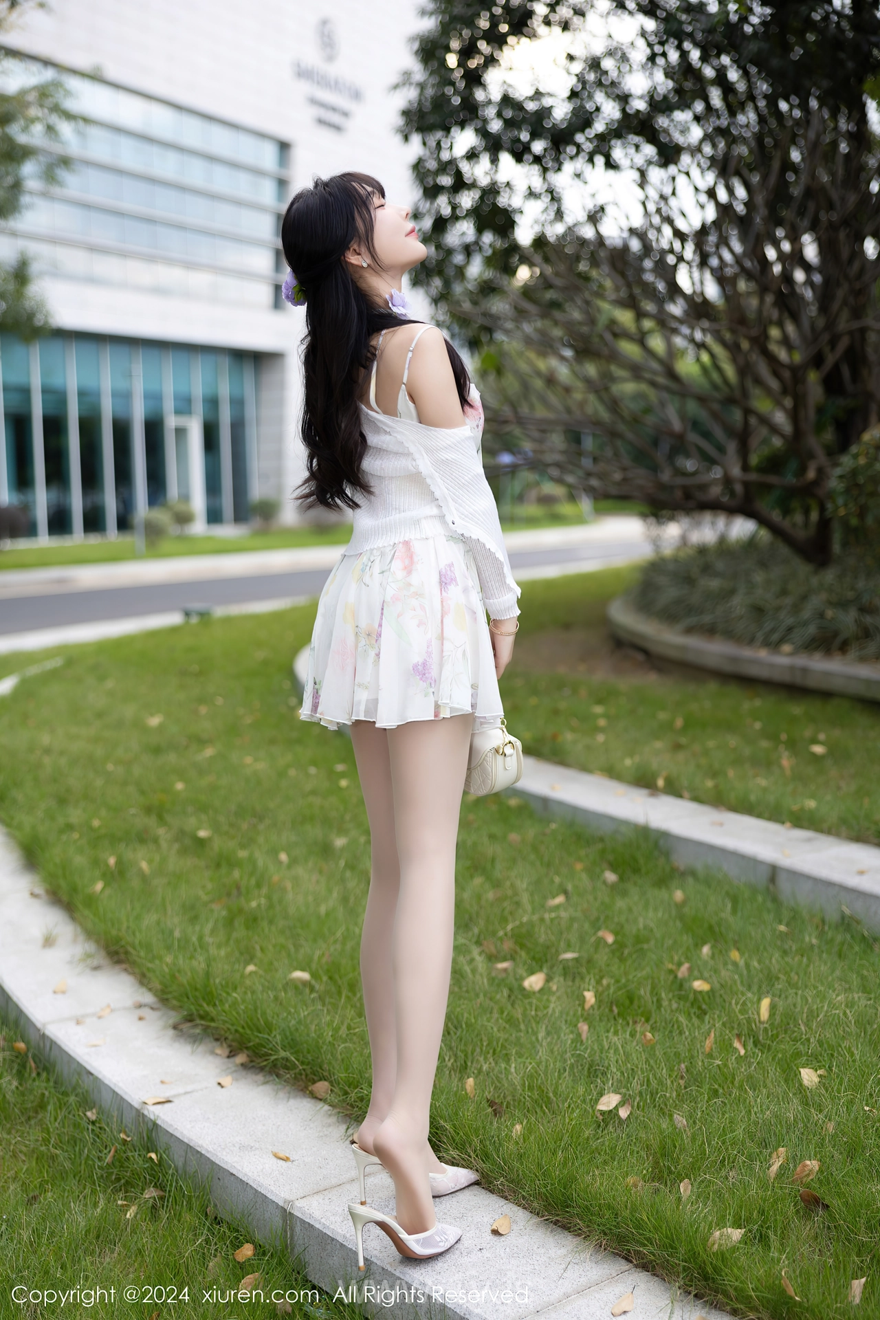 XIUREN(秀人网) No.7959 Pretty & Flawless Asian Jewel 徐莉芝Booty