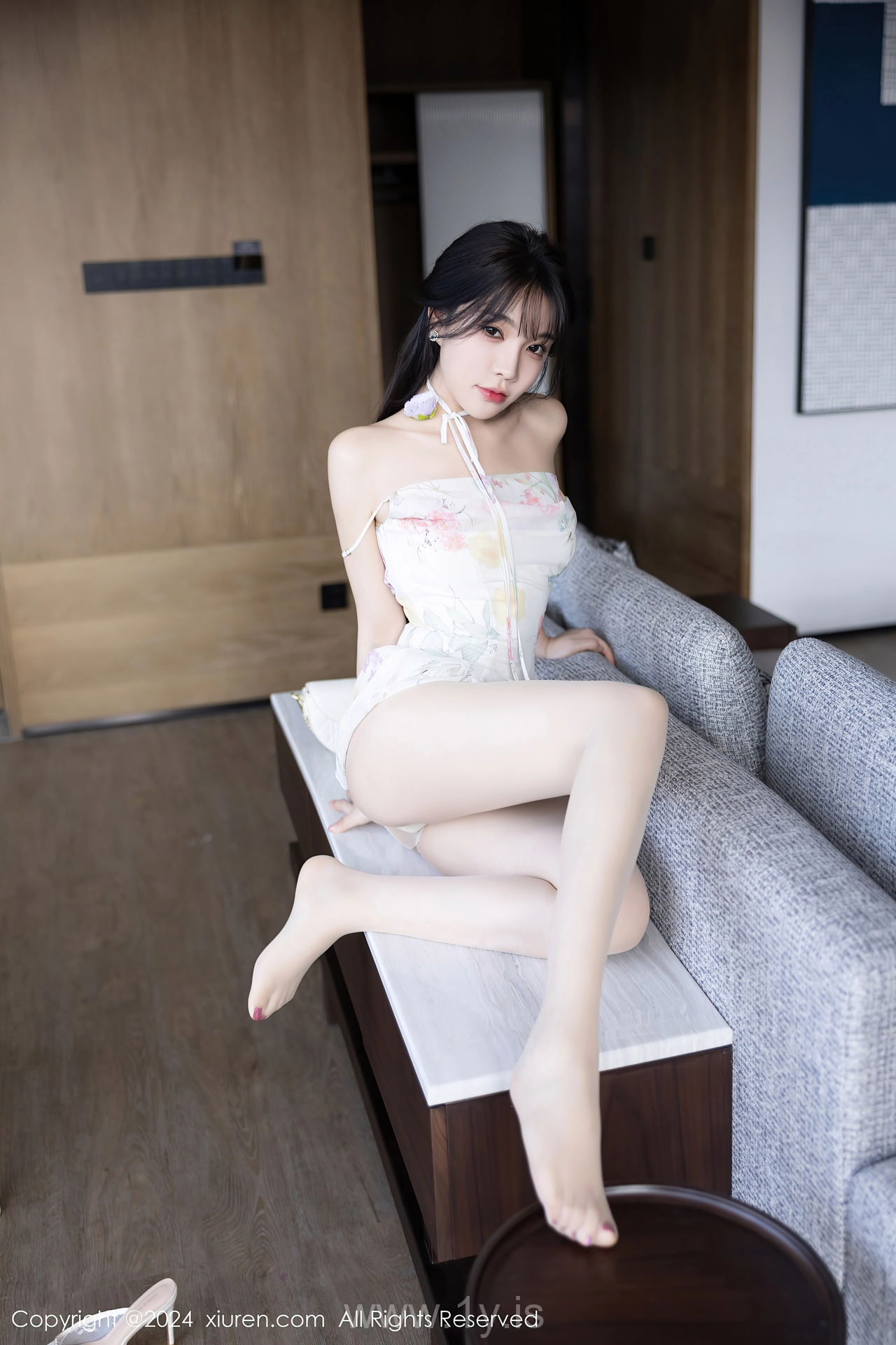 XIUREN(秀人网) No.7959 Pretty & Flawless Asian Jewel 徐莉芝Booty