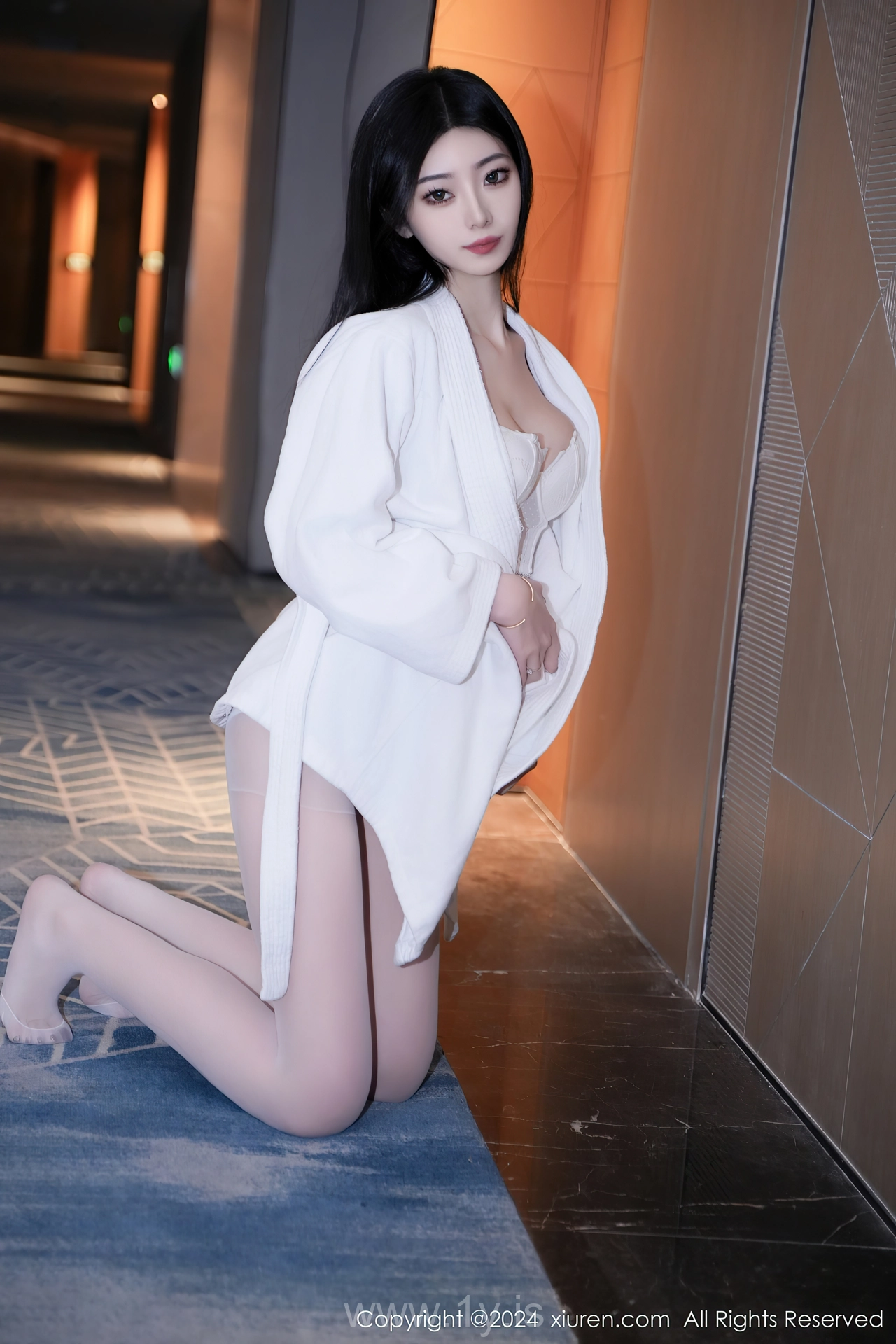 XIUREN(秀人网) No.7960 Exquisite & Extraordinary Asian Queen 安琪Yee