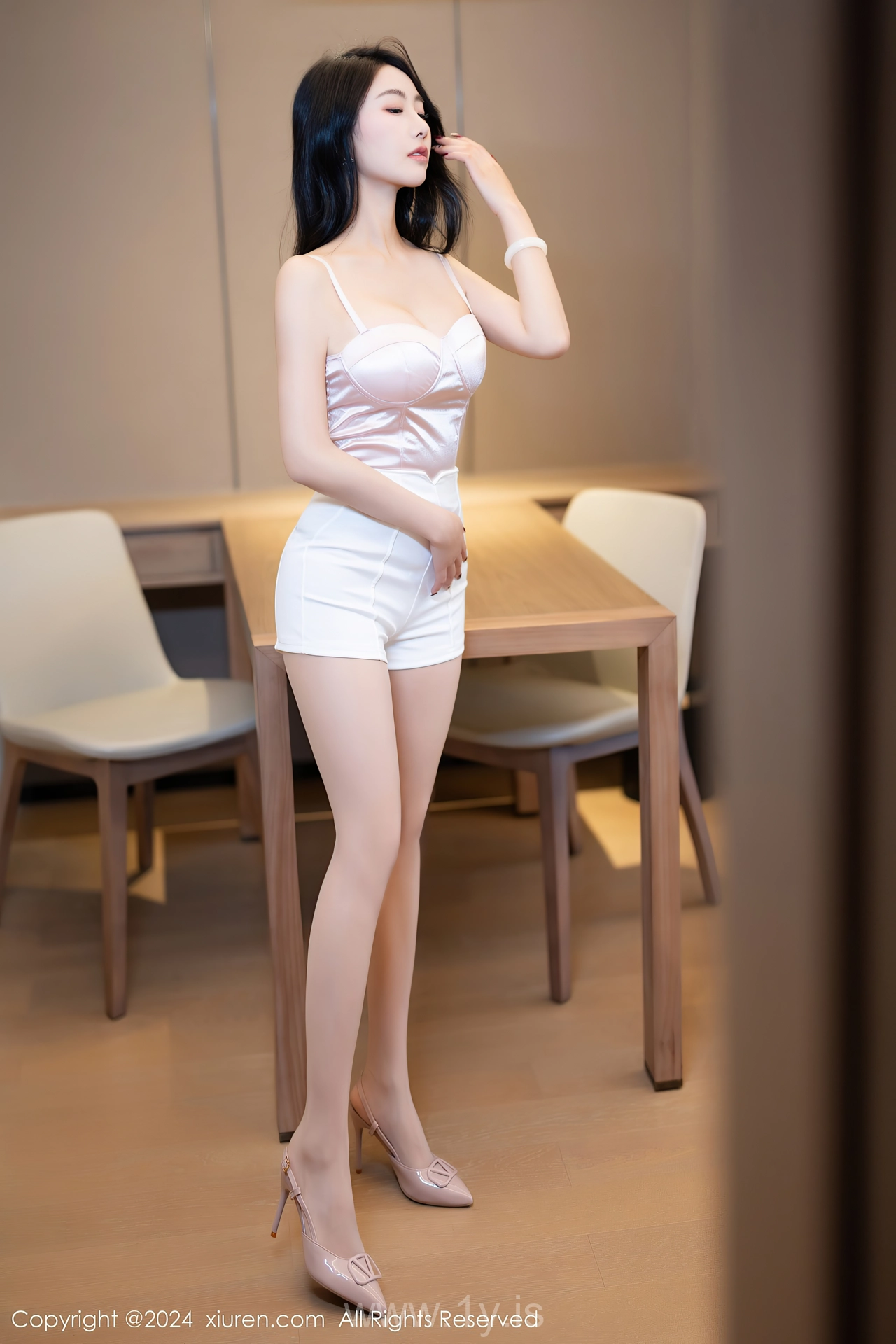 XIUREN(秀人网) No.7962 Pretty Chinese Belle 苏苏阿
