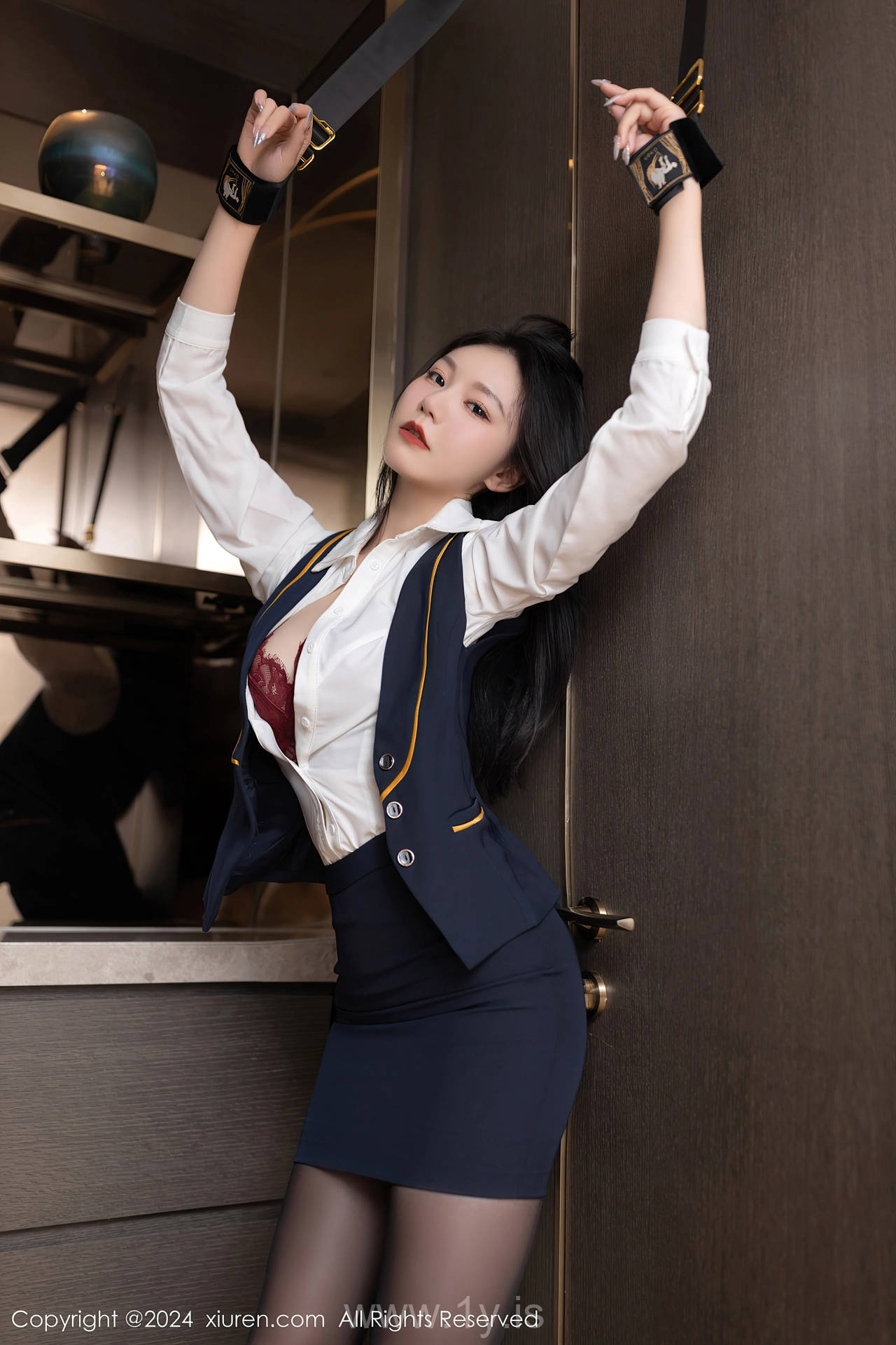 XIUREN(秀人网) No.7968 Dazzling Chinese Temptress 安然anran