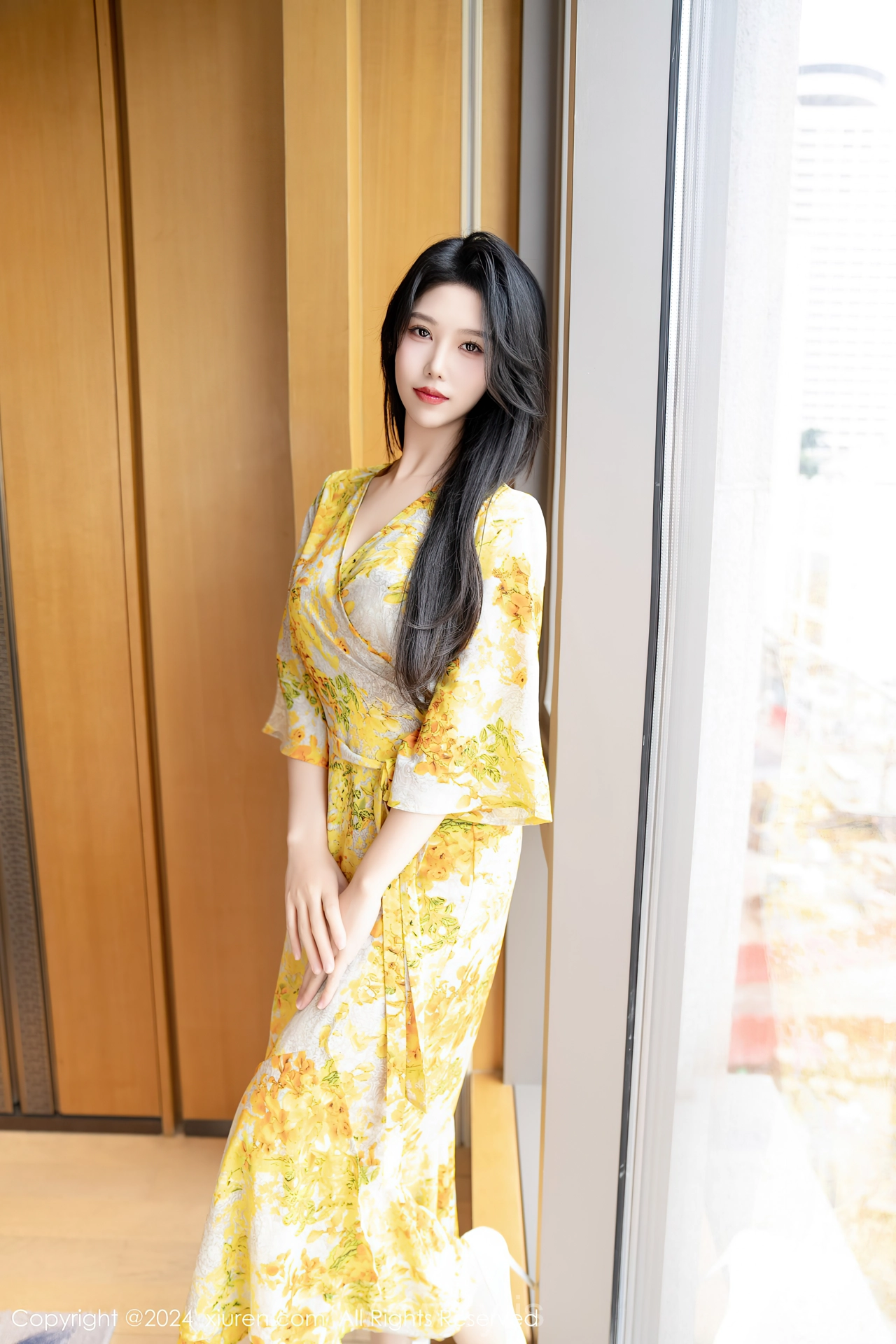 XIUREN(秀人网) No.7981 Extraordinary & Glamorous Chinese Model 利世