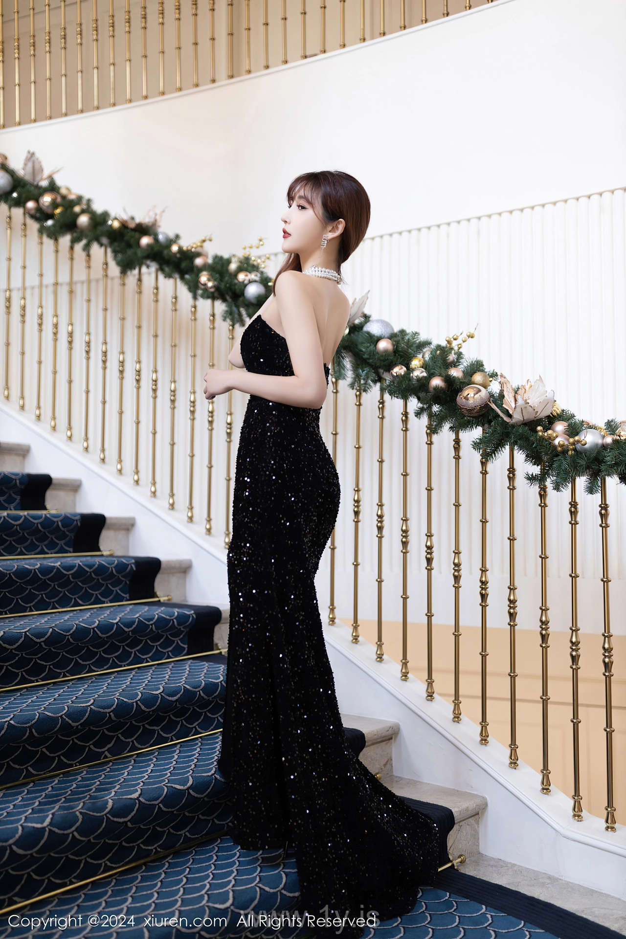 XIUREN(秀人网) No.7984 Sophisticated & Charismatic Asian Jewel 陆萱萱