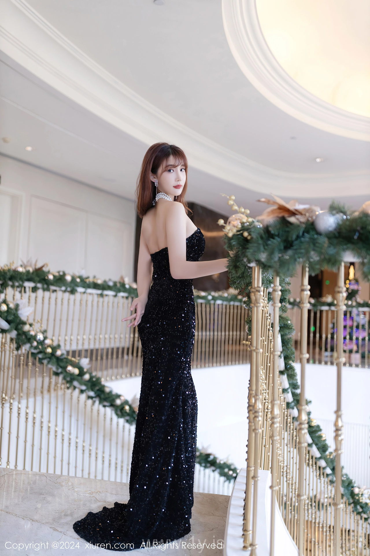XIUREN(秀人网) No.7984 Sophisticated & Charismatic Asian Jewel 陆萱萱