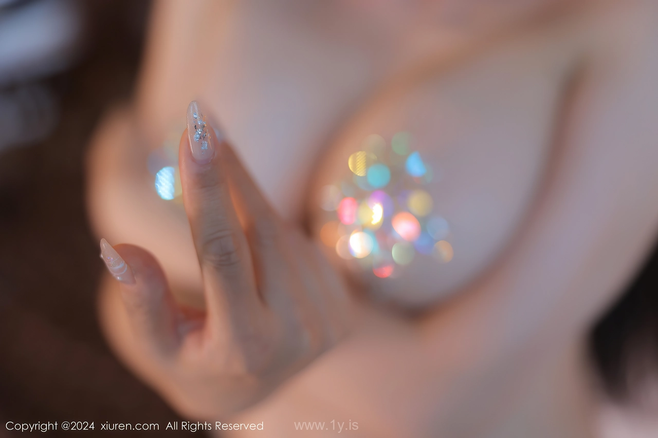 XIUREN(秀人网) No.7986 Radiant Chinese Homebody Girl 田冰冰