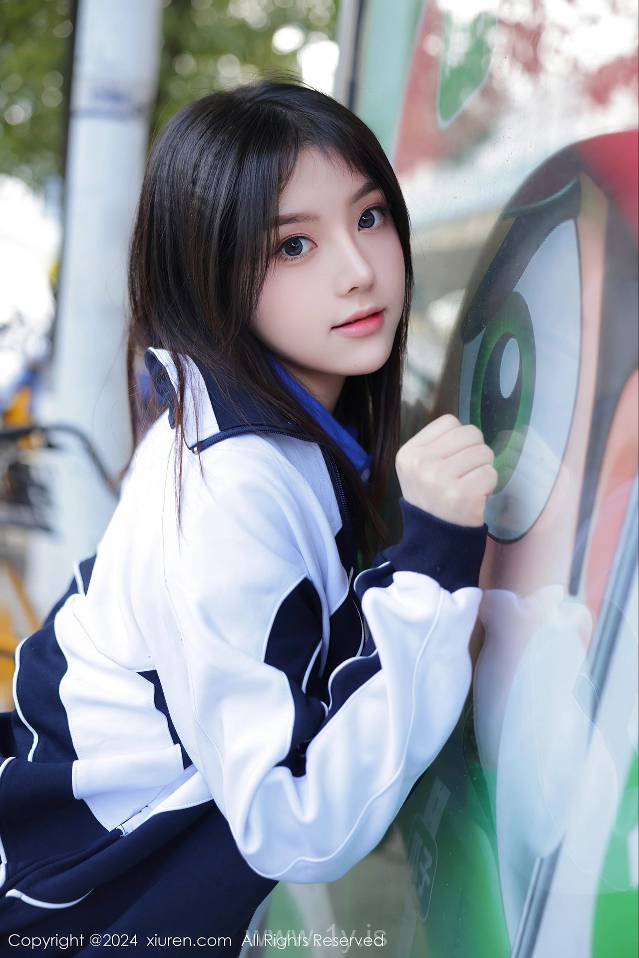 XIUREN(秀人网) No.7994 Perfect & Ravishing Asian Rara Avis 豆瓣酱