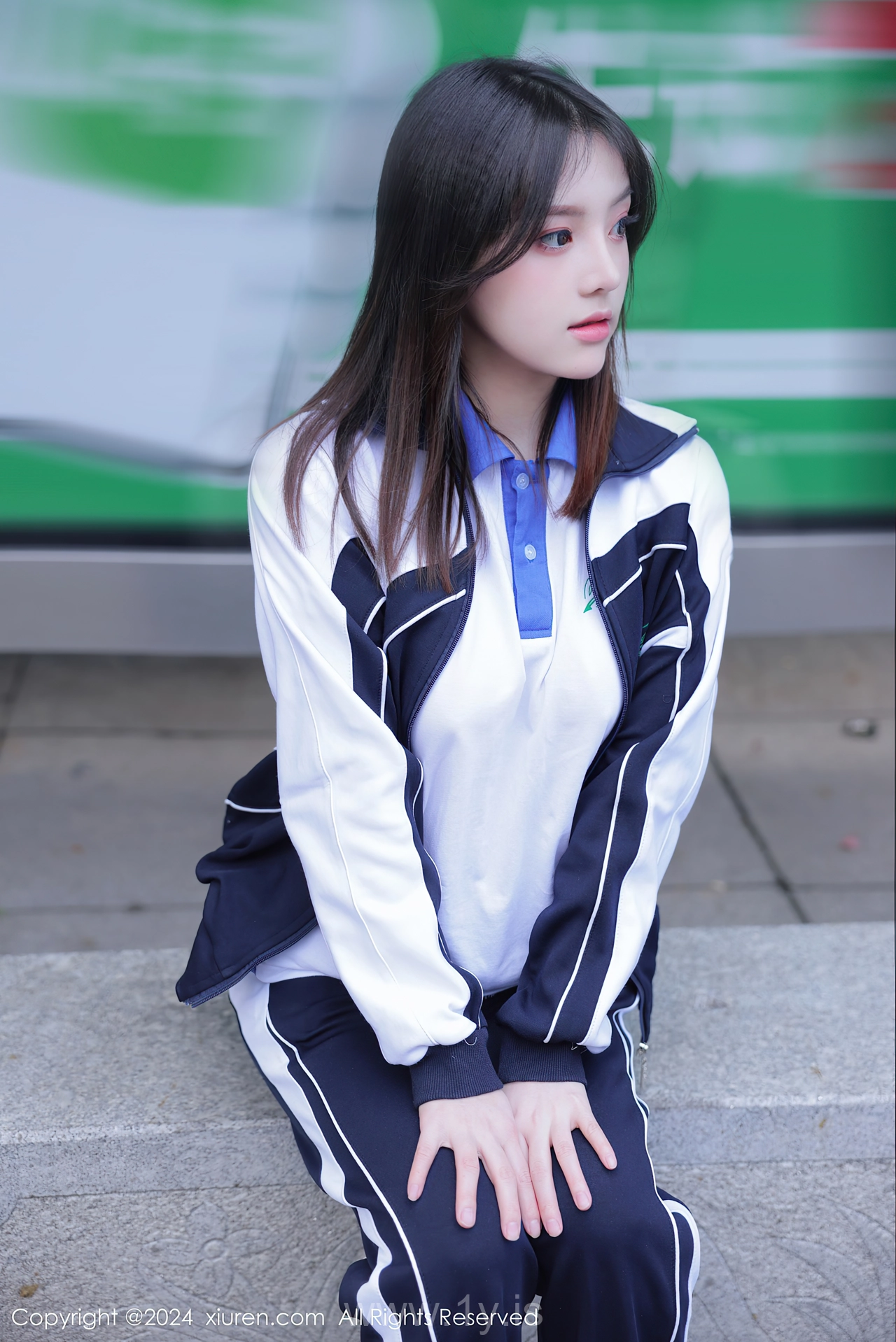 XIUREN(秀人网) No.7994 Perfect & Ravishing Asian Rara Avis 豆瓣酱