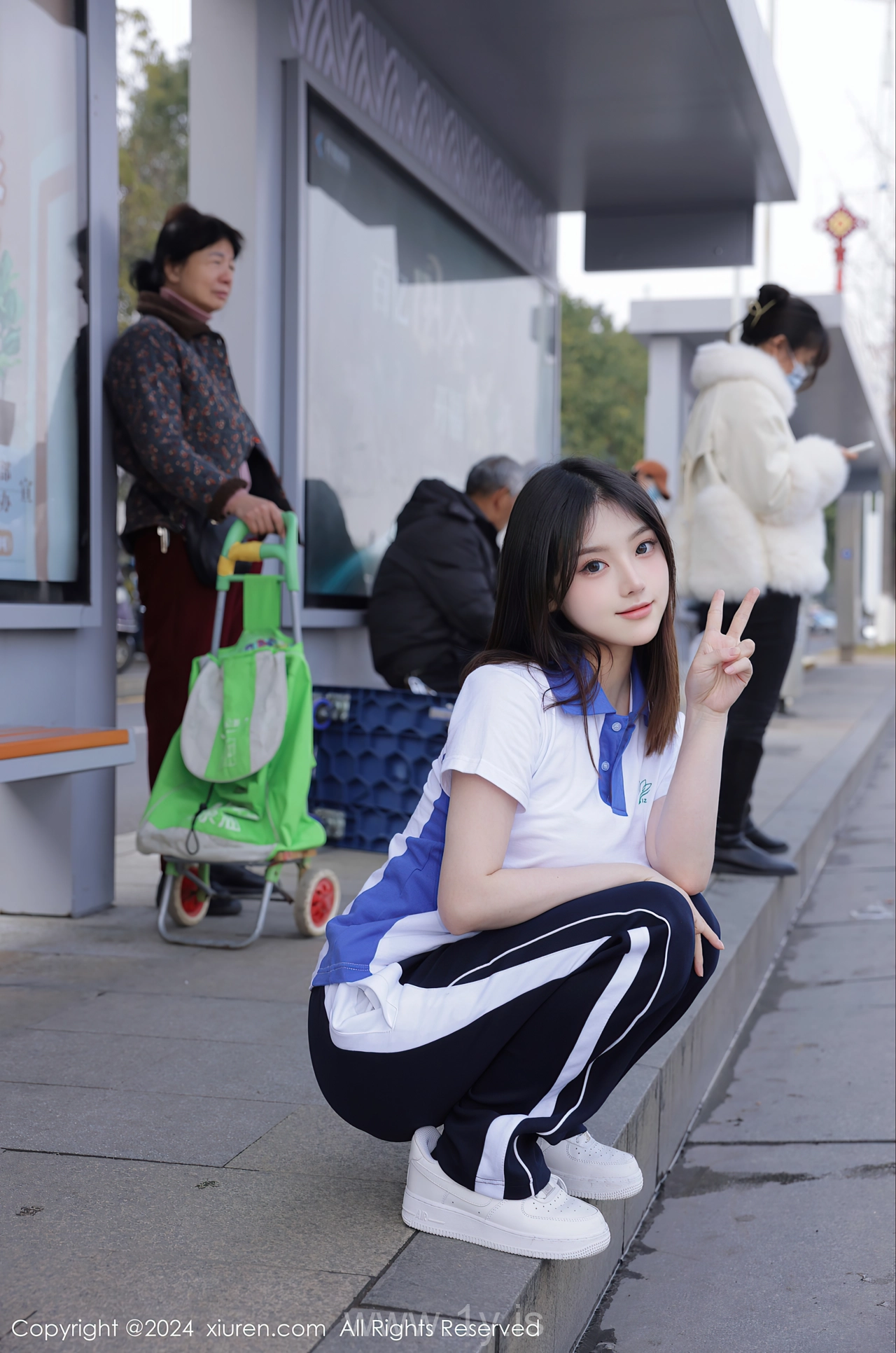 XIUREN(秀人网) No.7994 Perfect & Ravishing Asian Rara Avis 豆瓣酱