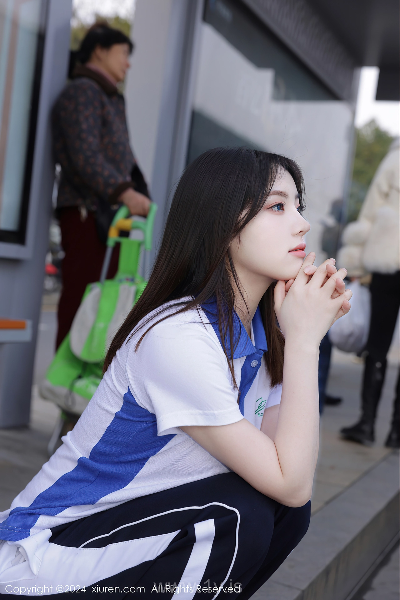 XIUREN(秀人网) No.7994 Perfect & Ravishing Asian Rara Avis 豆瓣酱