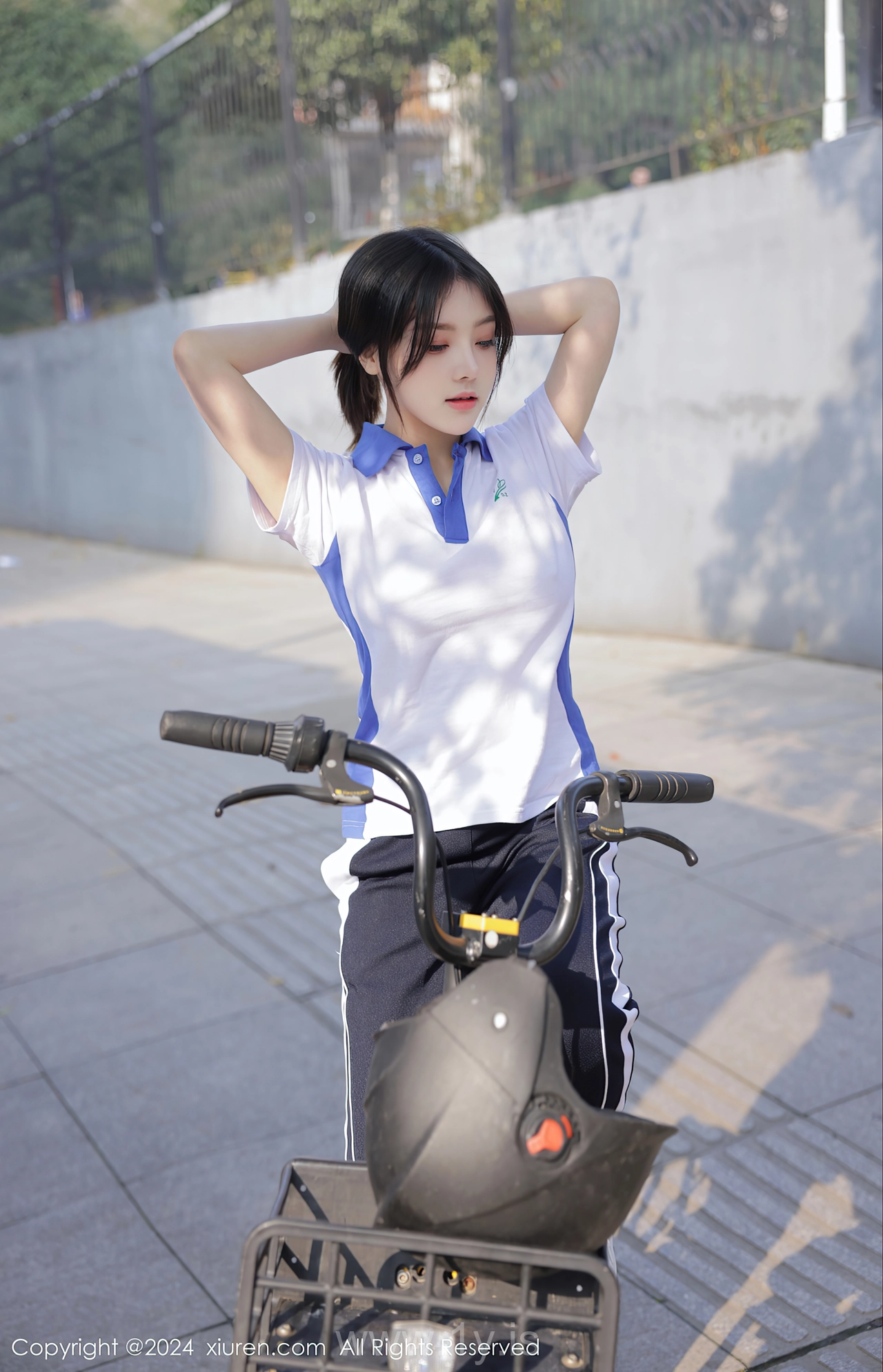 XIUREN(秀人网) No.7994 Perfect & Ravishing Asian Rara Avis 豆瓣酱