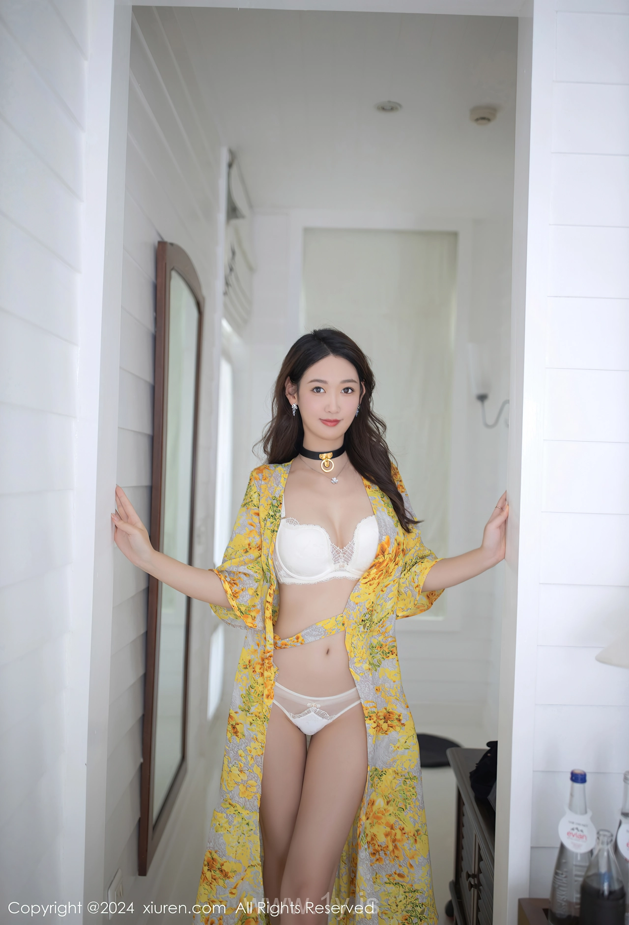 XIUREN(秀人网) No.8001 Graceful & Extraordinary Chinese Rose 唐安琪