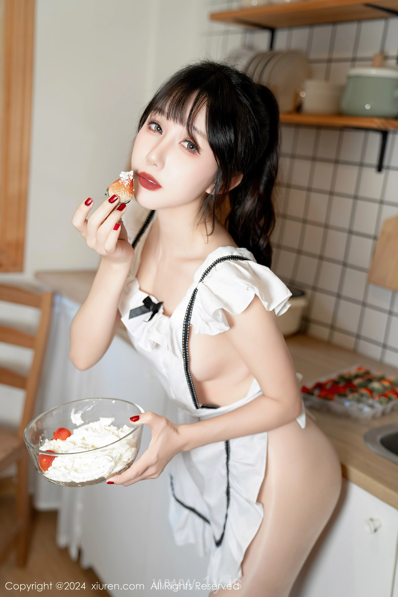 XIUREN(秀人网) No.8004 Tempting Chinese Dreamgirl 波巧酱