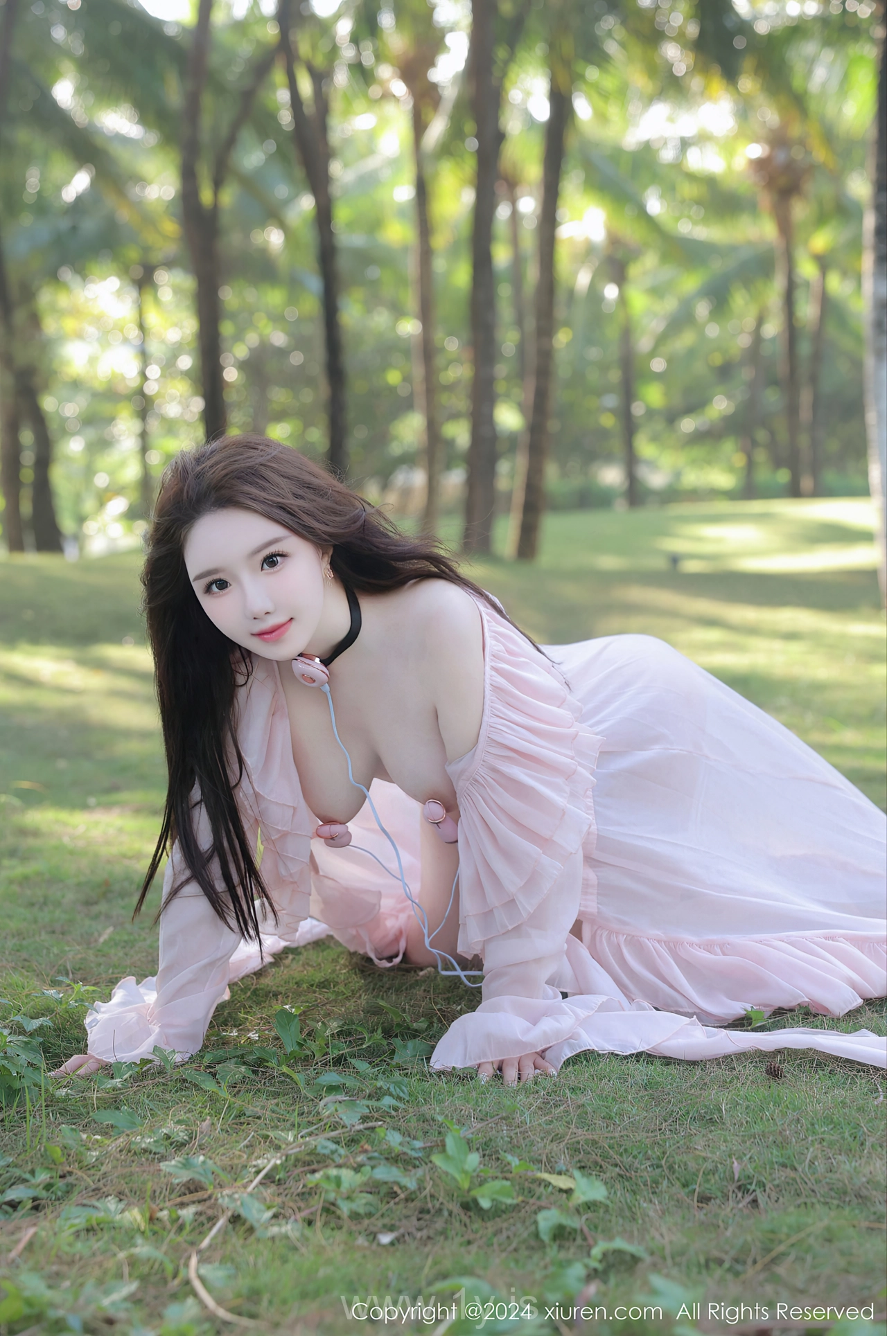 XIUREN(秀人网) No.8007 Flawless Asian Muse 小薯条nienie