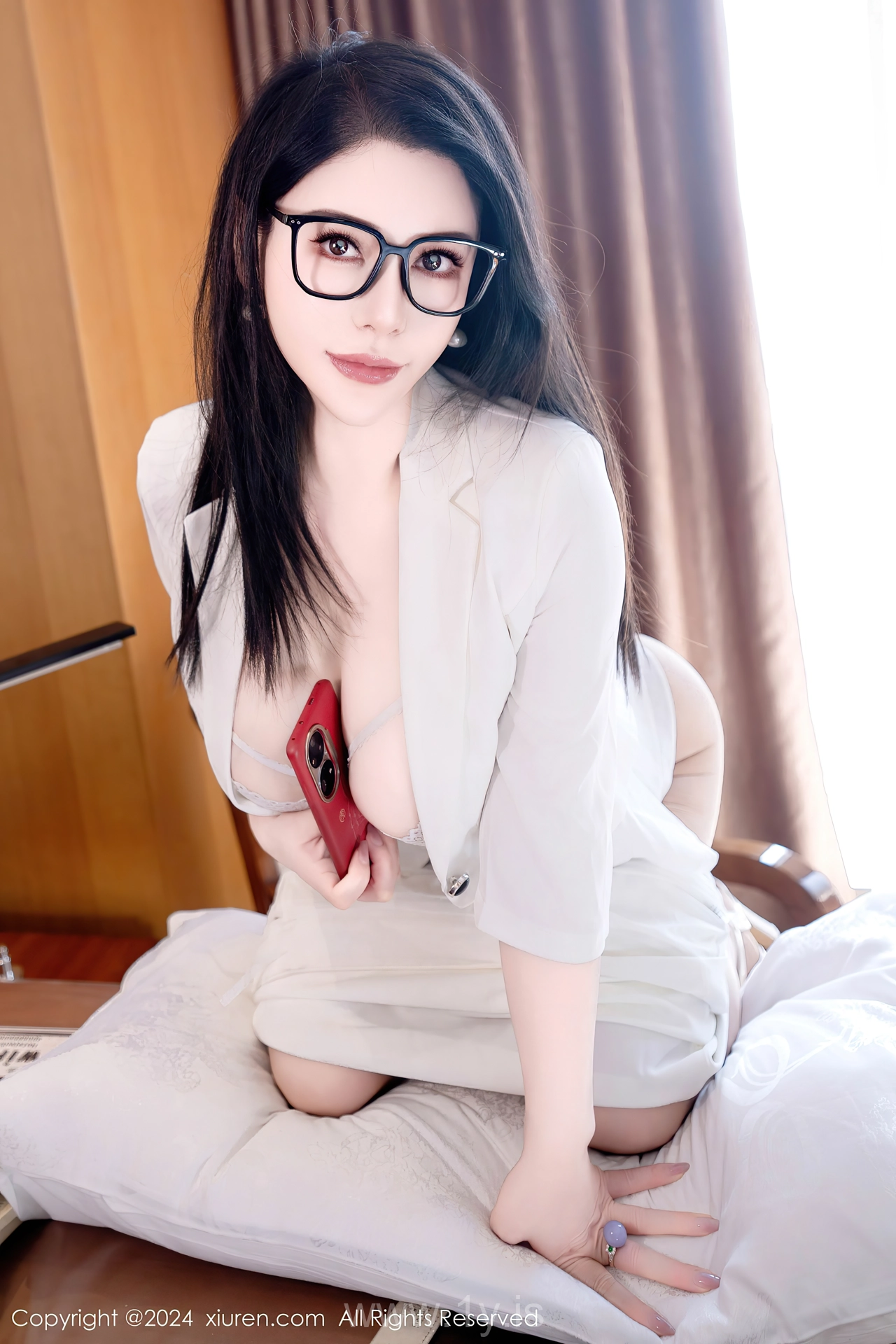 XIUREN(秀人网) No.8008 Sexy Asian Seductress 悦悦姐