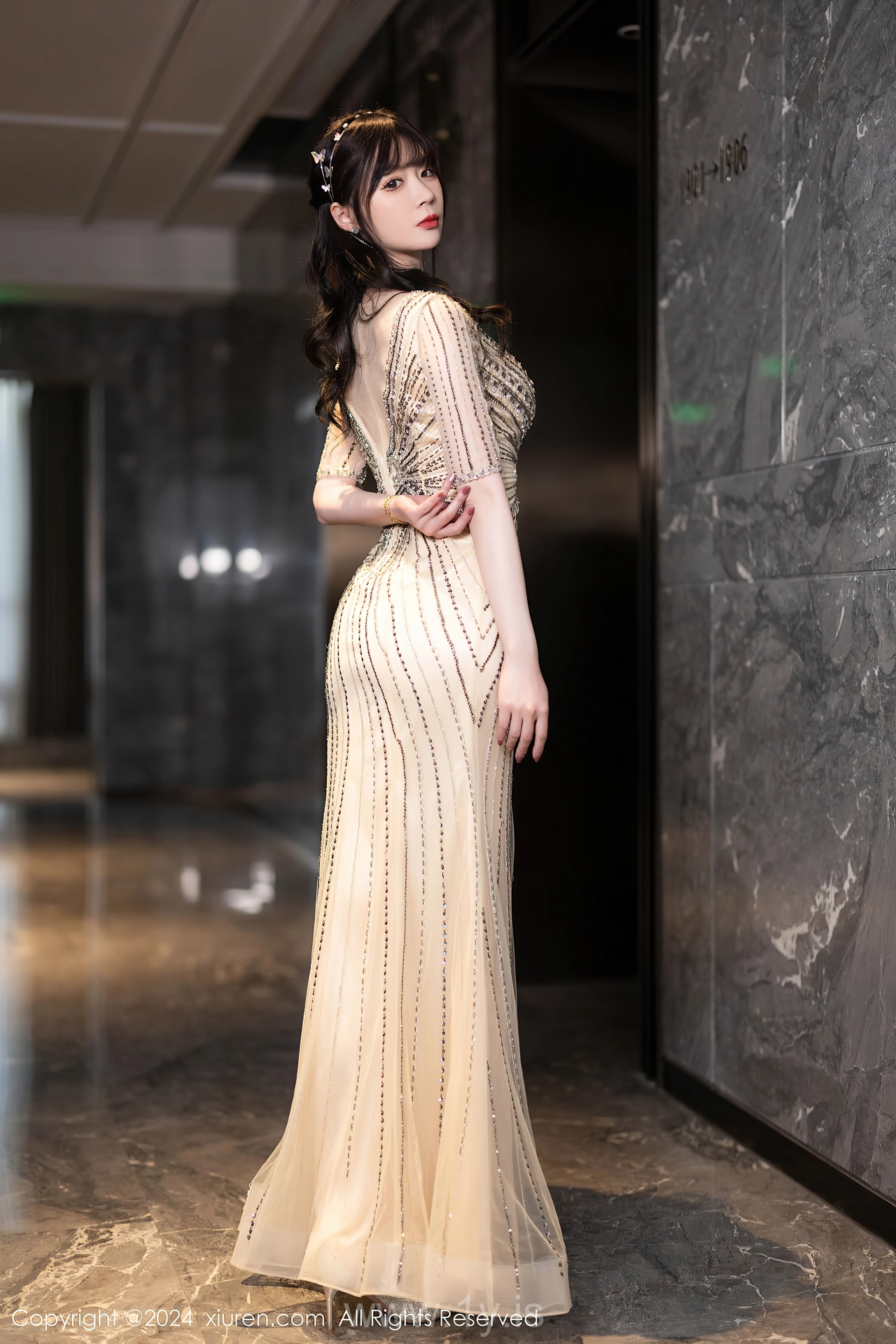 XIUREN(秀人网) No.8014 Irresistible & Intriguing Asian Starlet 梦心玥