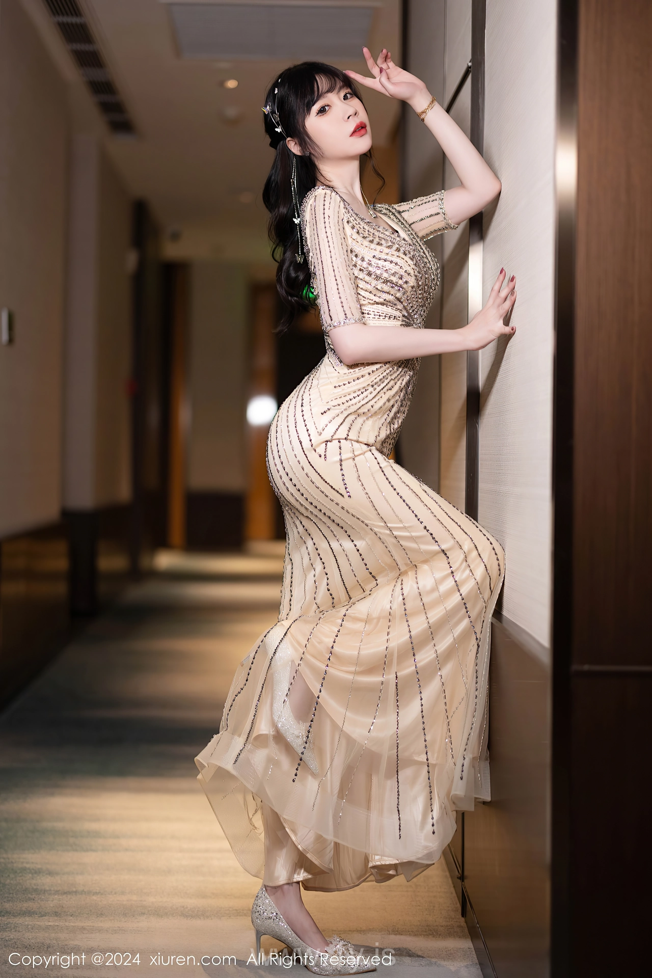 XIUREN(秀人网) No.8014 Irresistible & Intriguing Asian Starlet 梦心玥