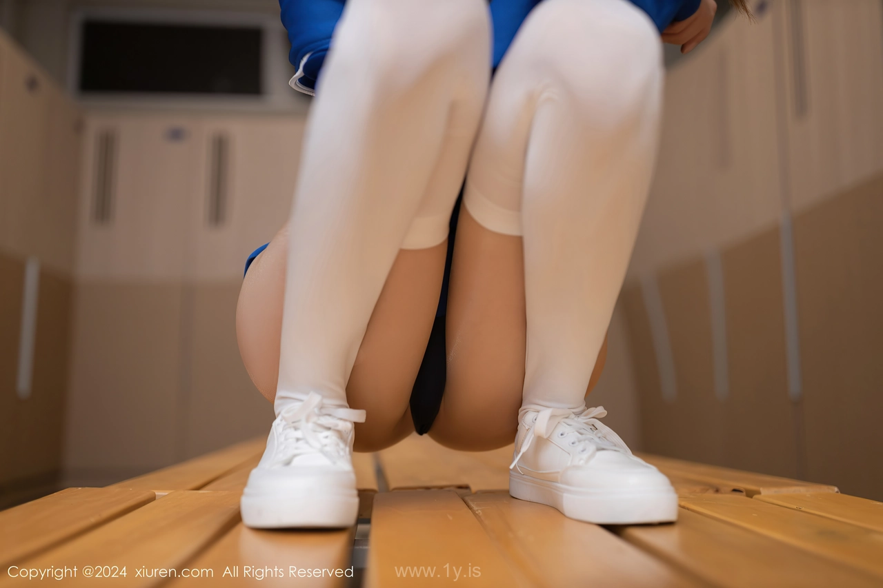 XIUREN(秀人网) No.8021 Charming & Sultry Chinese Belle 陆萱萱