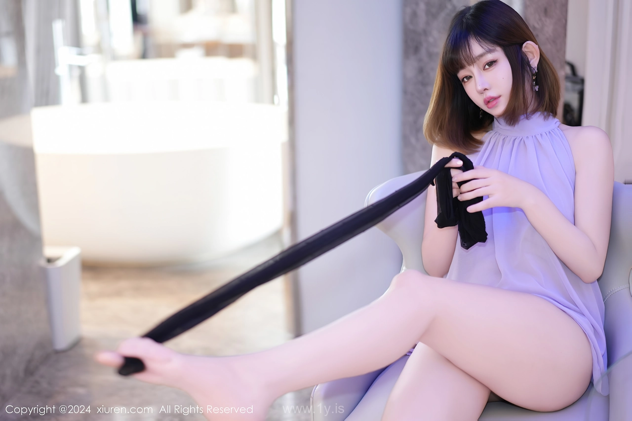 XIUREN(秀人网) No.8025 Enchanting Chinese Dreamgirl 王雨纯