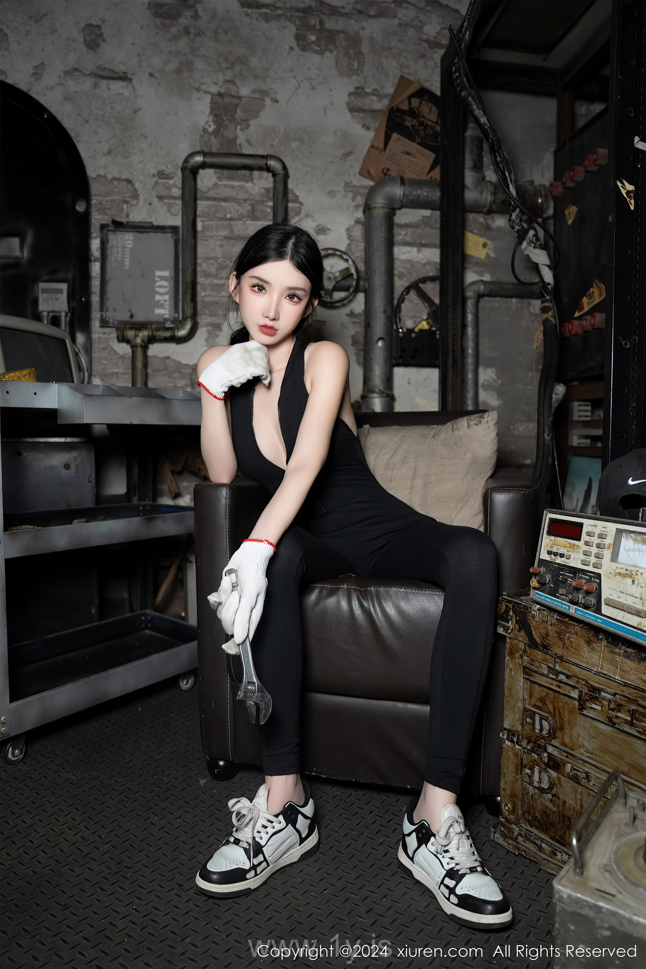 XIUREN(秀人网) No.8027 Bewitching Chinese Peri 周于希Sally