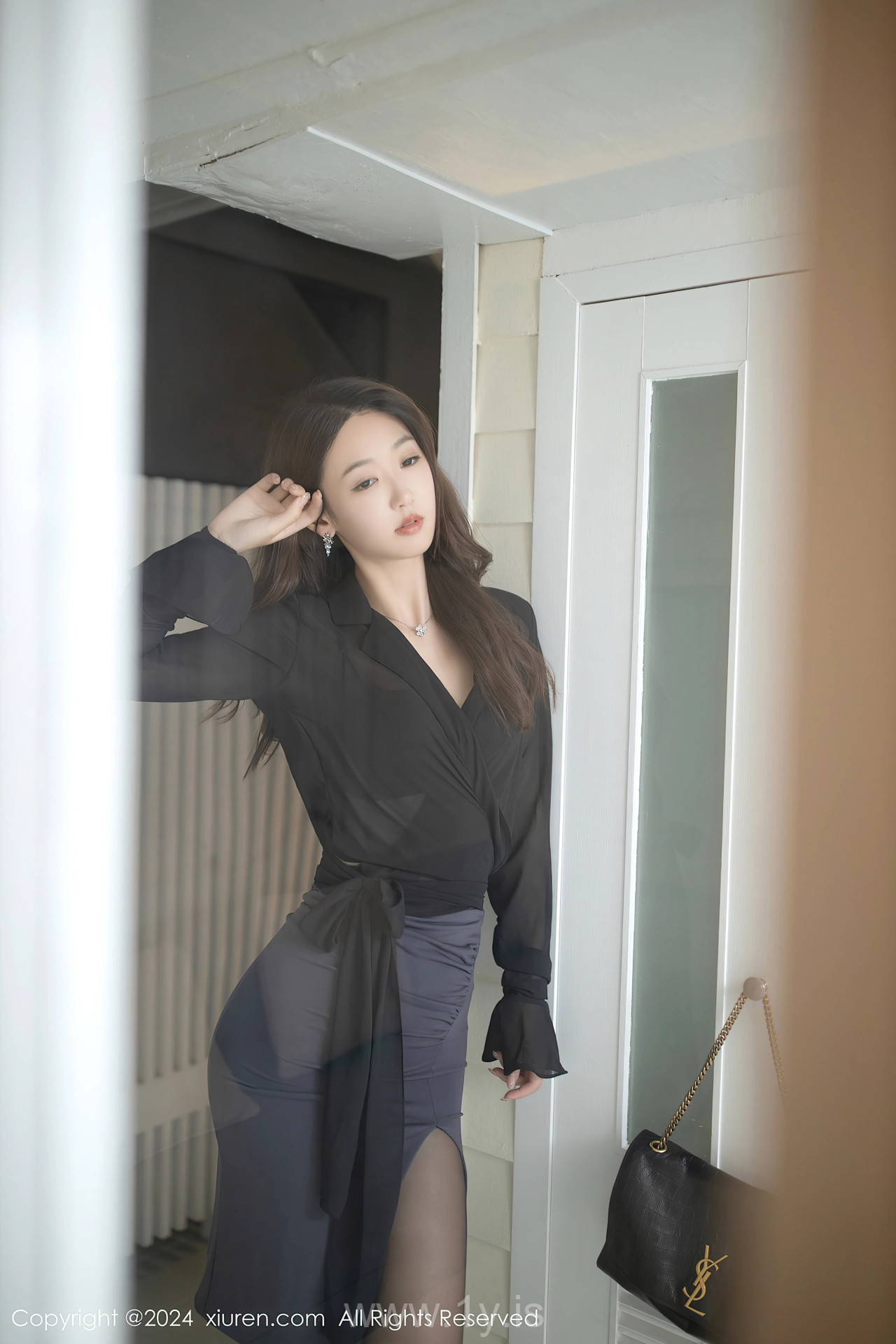 XIUREN(秀人网) No.8034 Dazzling & Slim Asian Rose 唐安琪