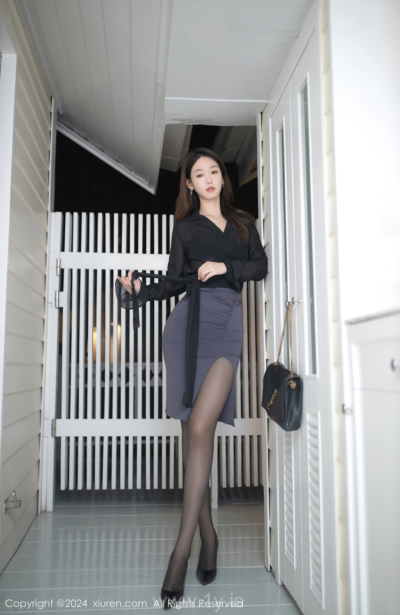 XIUREN(秀人网) No.8034 Dazzling & Slim Asian Rose 唐安琪