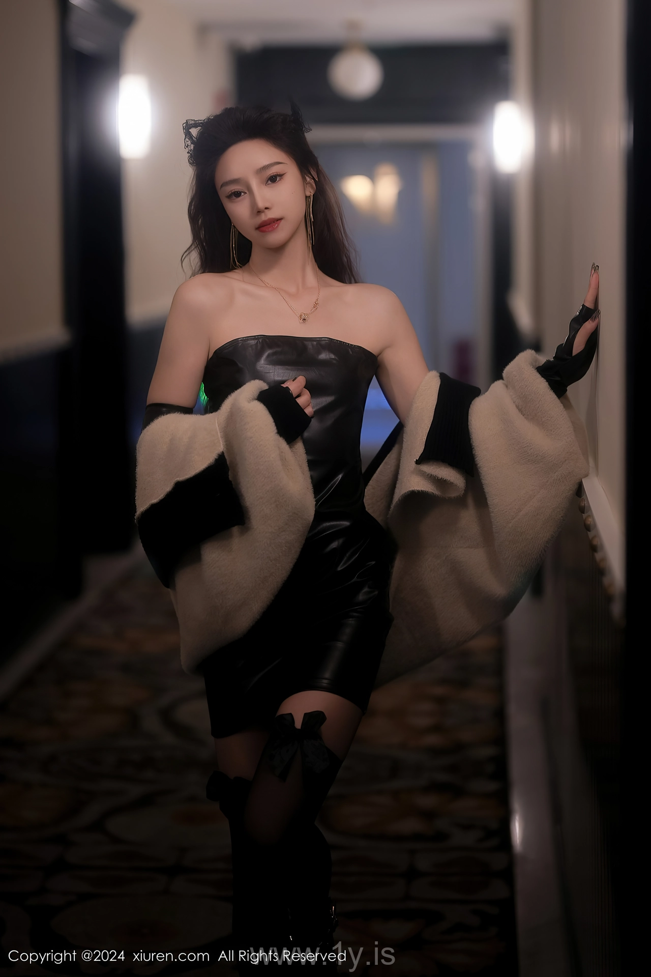 XIUREN(秀人网) No.8049 Angelic & Mesmerizing Asian Enchantress 苏曼兮