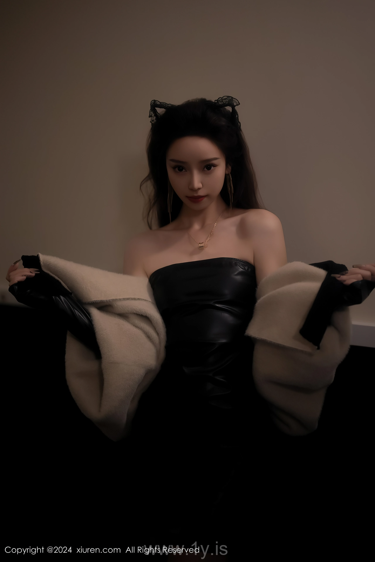 XIUREN(秀人网) No.8049 Angelic & Mesmerizing Asian Enchantress 苏曼兮