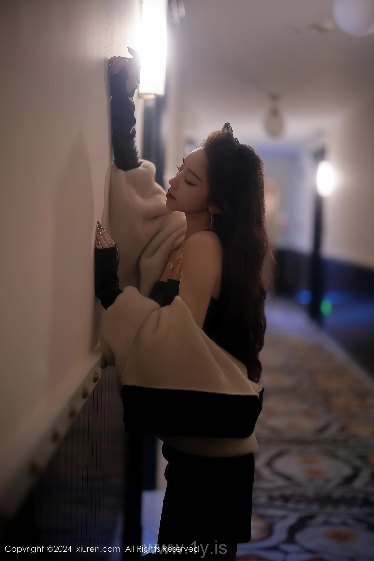 XIUREN(秀人网) No.8049 Angelic & Mesmerizing Asian Enchantress 苏曼兮