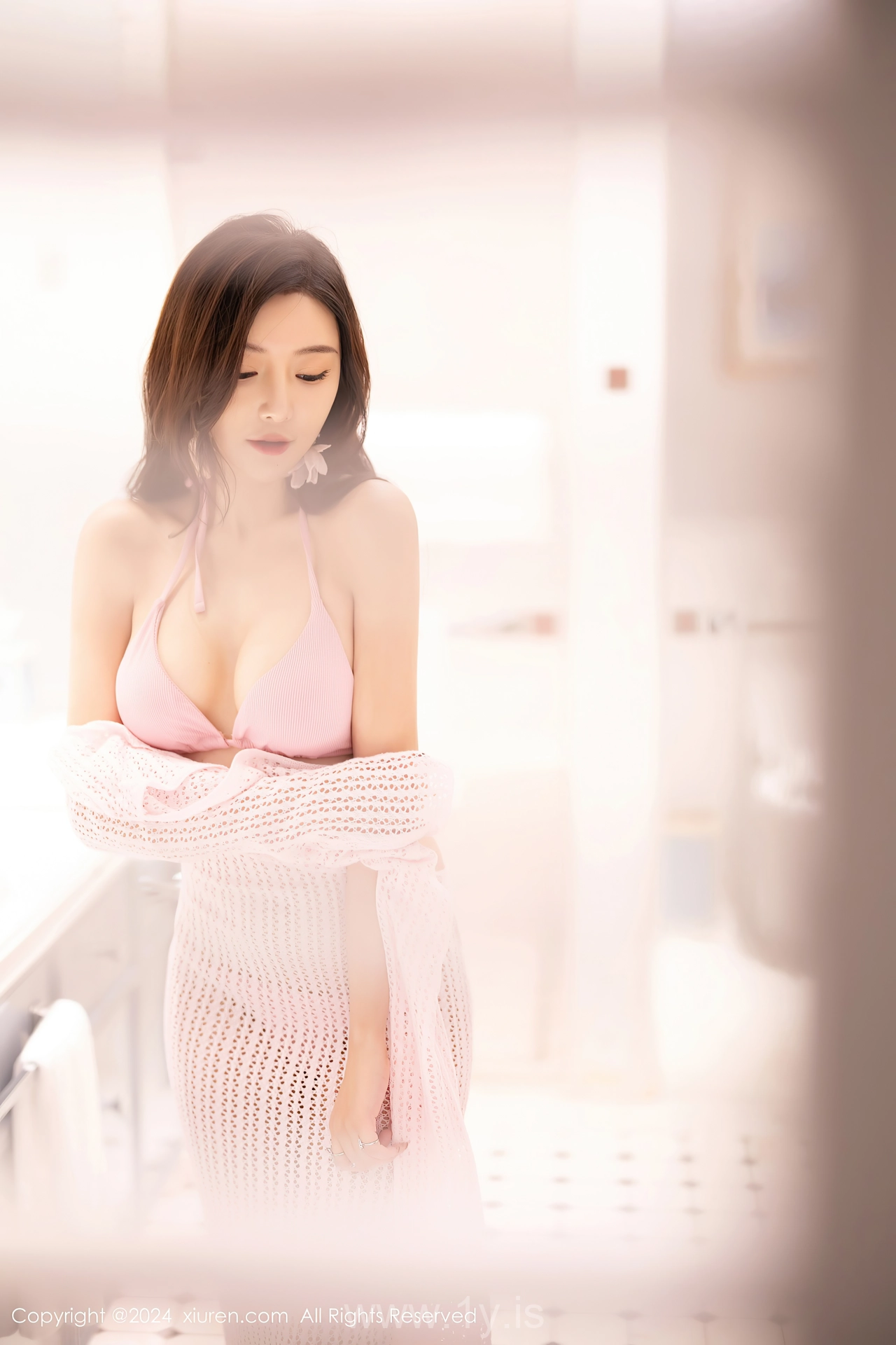 XIUREN(秀人网) No.8055 Refined Asian Cutie 王馨瑶yanni