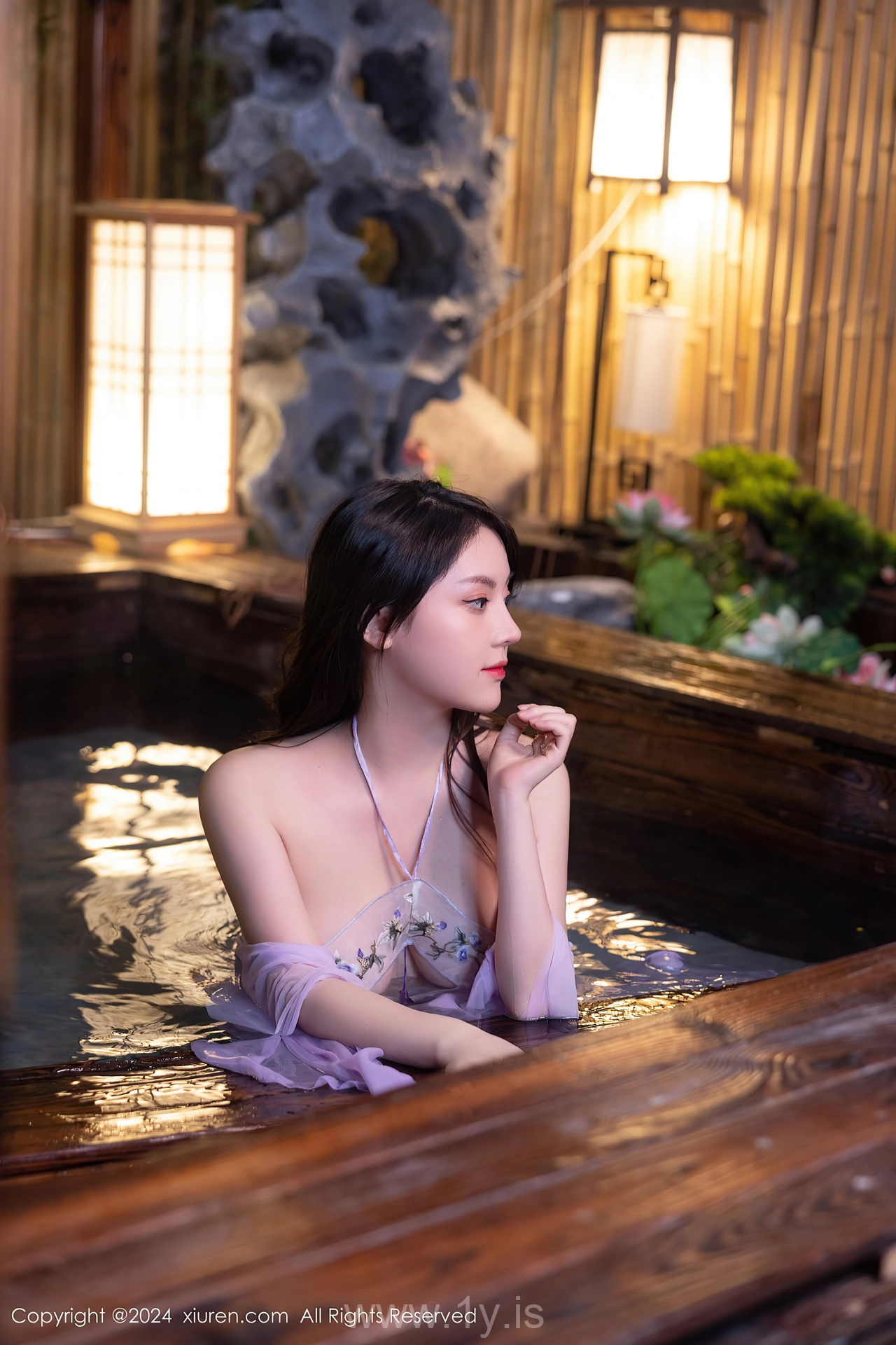 XIUREN(秀人网) No.8059 Exquisite Chinese Nymph 豆瓣酱