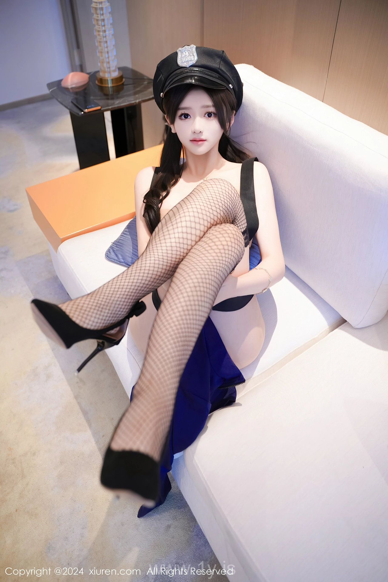 XIUREN(秀人网) No.8066 Refined & Beautiful Asian Angel 奶茶味的包子