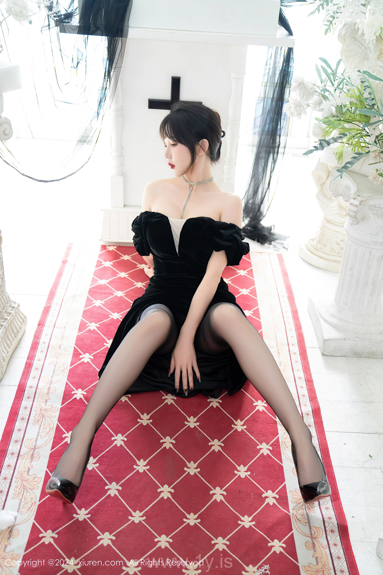 XIUREN(秀人网) No.8070 Breathtaking Asian Jade 波巧酱