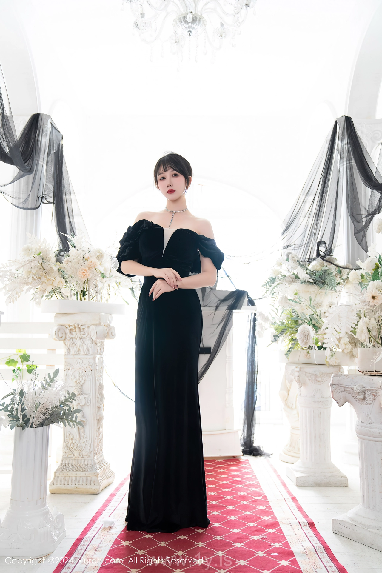 XIUREN(秀人网) No.8070 Breathtaking Asian Jade 波巧酱