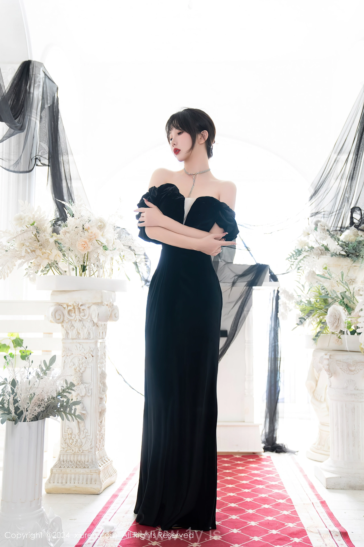 XIUREN(秀人网) No.8070 Breathtaking Asian Jade 波巧酱