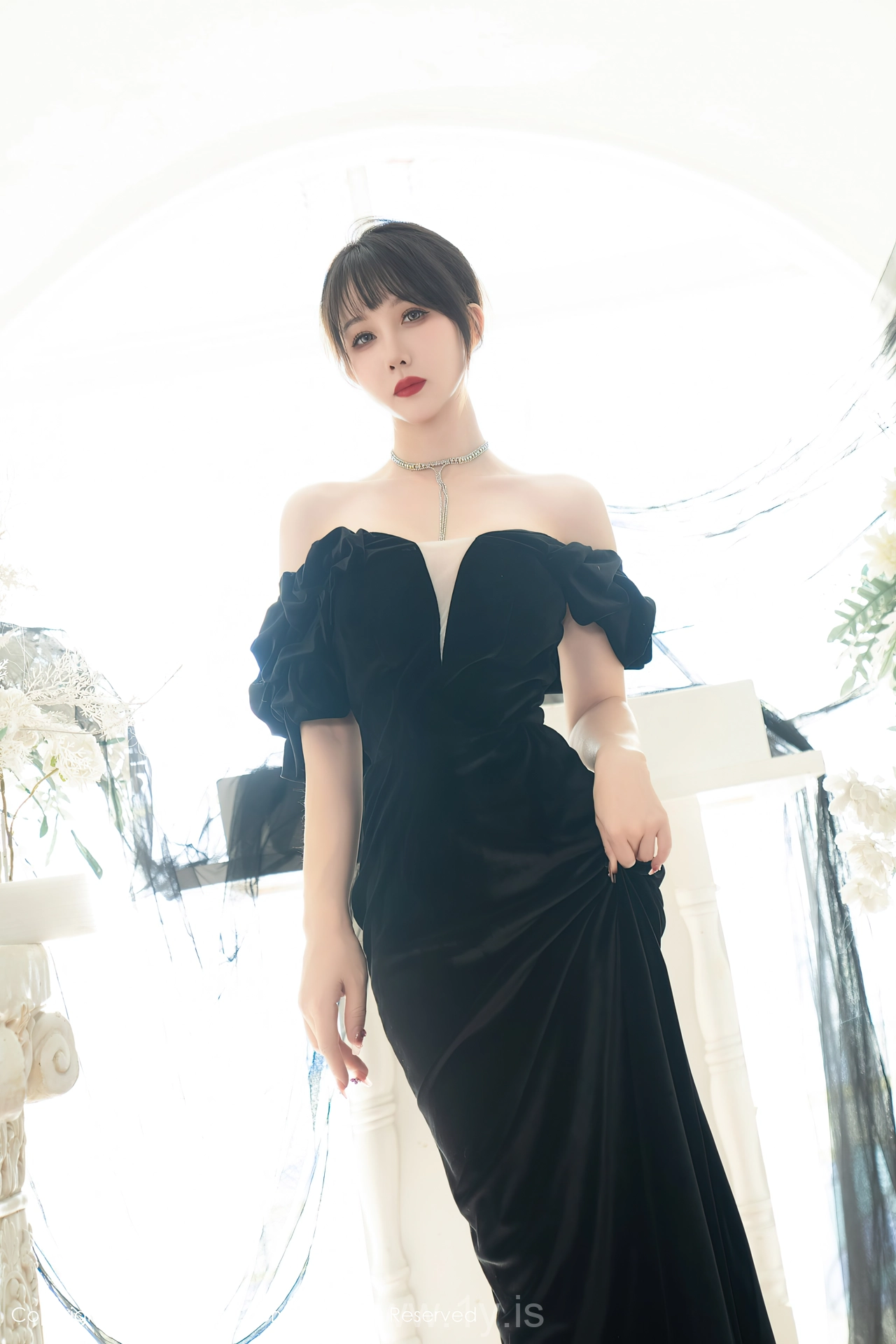 XIUREN(秀人网) No.8070 Breathtaking Asian Jade 波巧酱