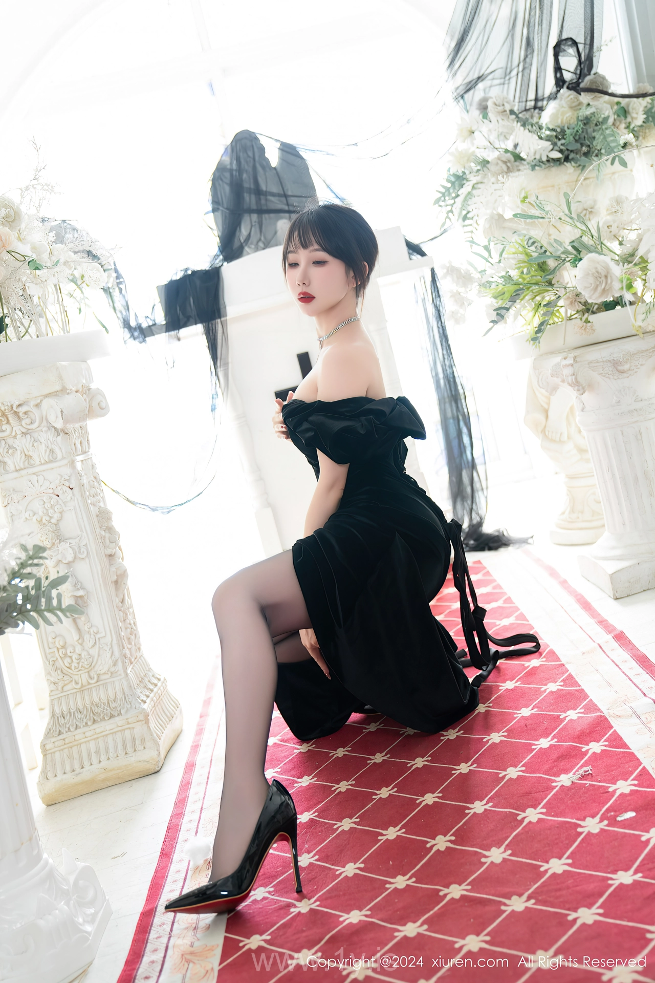 XIUREN(秀人网) No.8070 Breathtaking Asian Jade 波巧酱