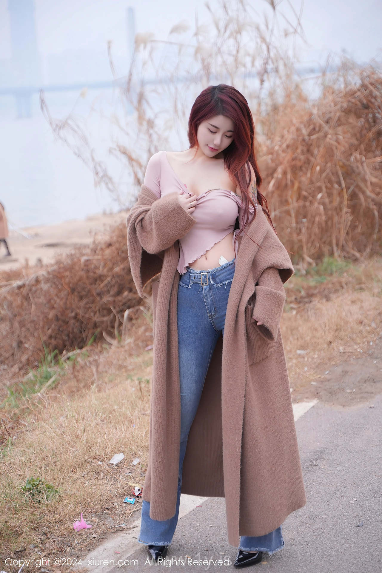 XIUREN(秀人网) No.8076 Stunning Asian Maiden 美七Mia