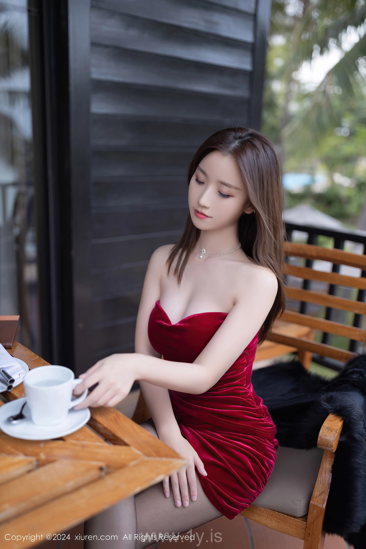 XIUREN(秀人网) No.8077 Gorgeous Chinese Hottie 杏子Yada