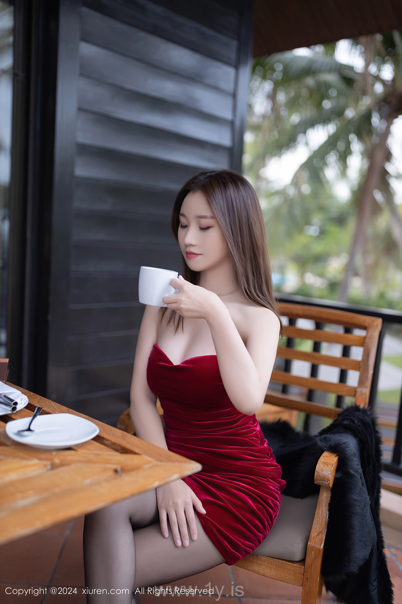 XIUREN(秀人网) No.8077 Gorgeous Chinese Hottie 杏子Yada