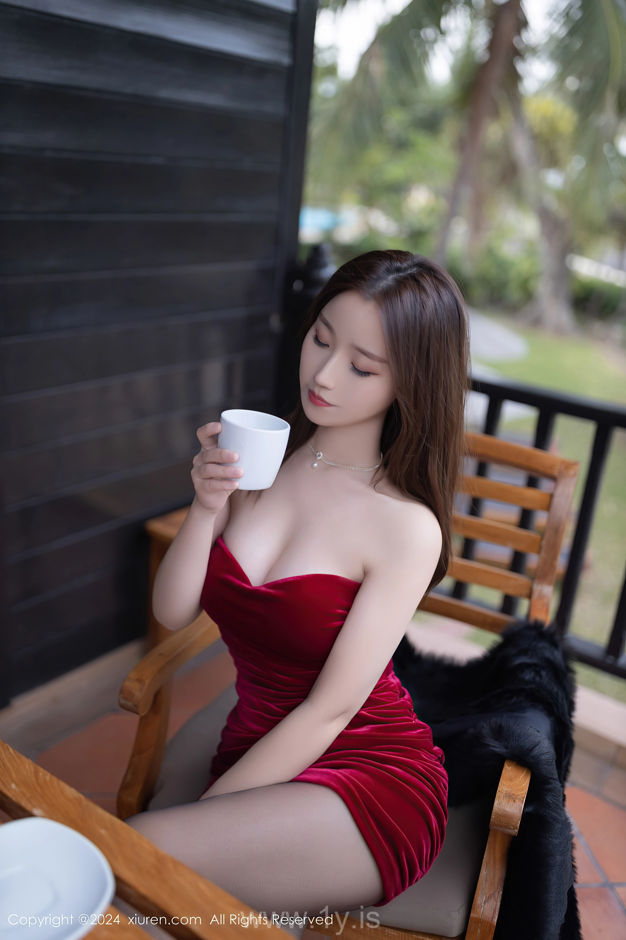 XIUREN(秀人网) No.8077 Gorgeous Chinese Hottie 杏子Yada