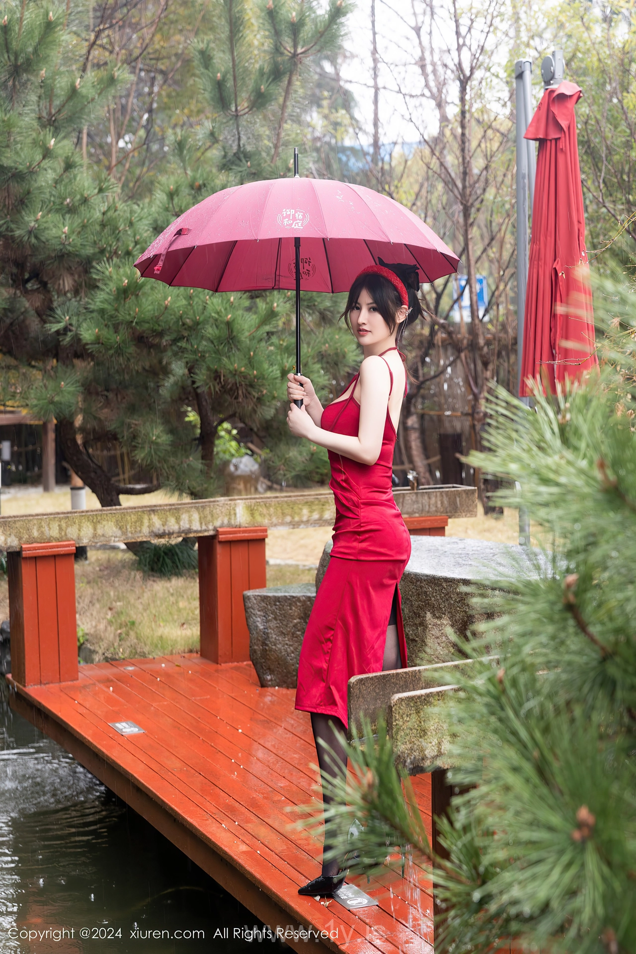 XIUREN(秀人网) No.8078 Sophisticated Asian Temptress 诗诗kiki