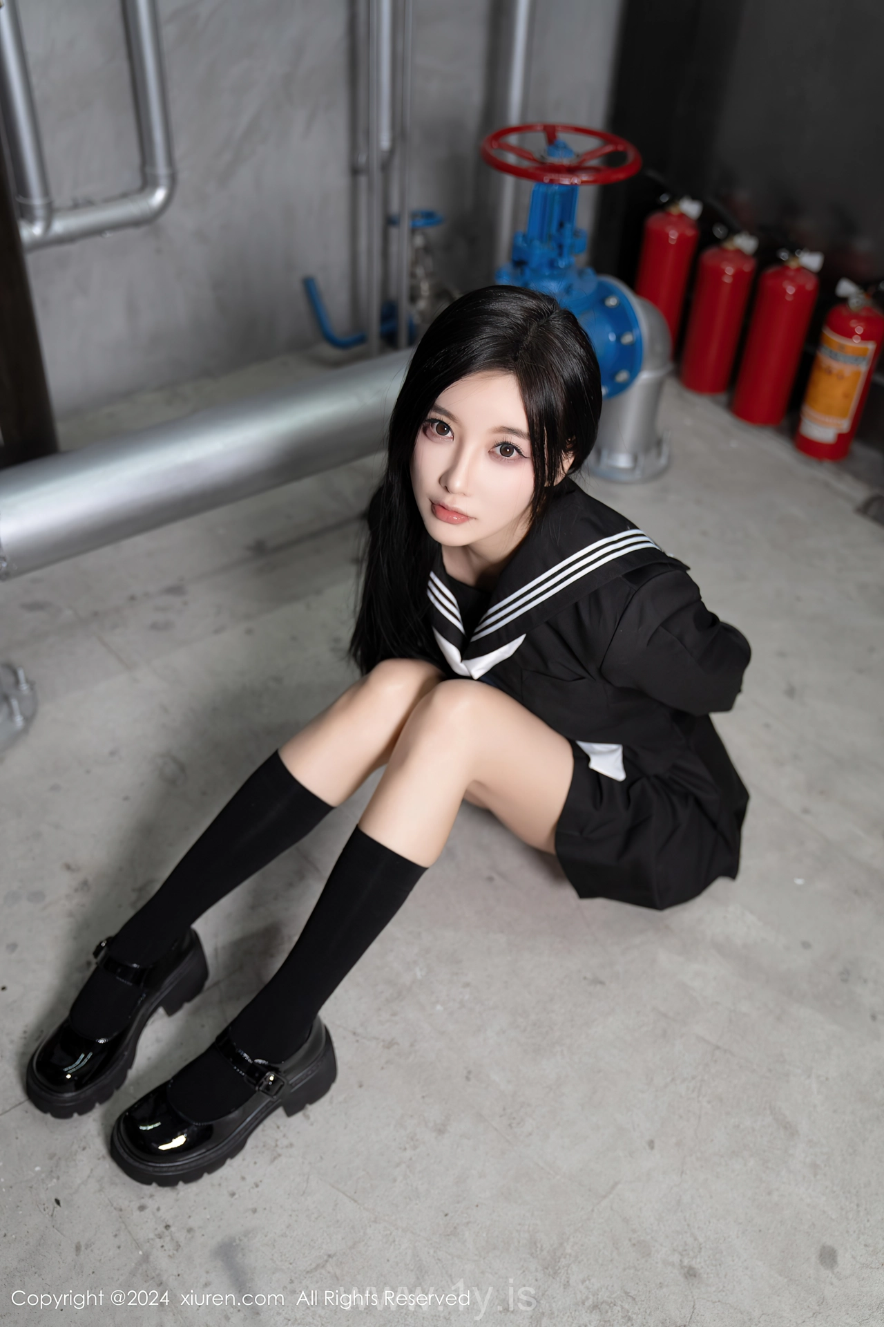 XIUREN(秀人网) No.8080 Glamorous & Nice-looking Chinese Temptress 杨晨晨Yome