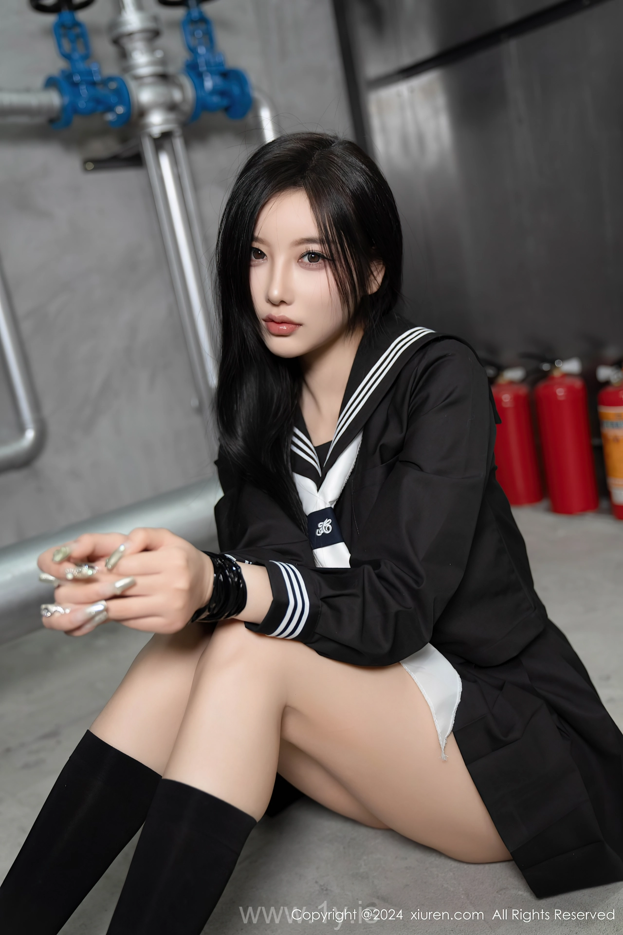 XIUREN(秀人网) No.8080 Glamorous & Nice-looking Chinese Temptress 杨晨晨Yome