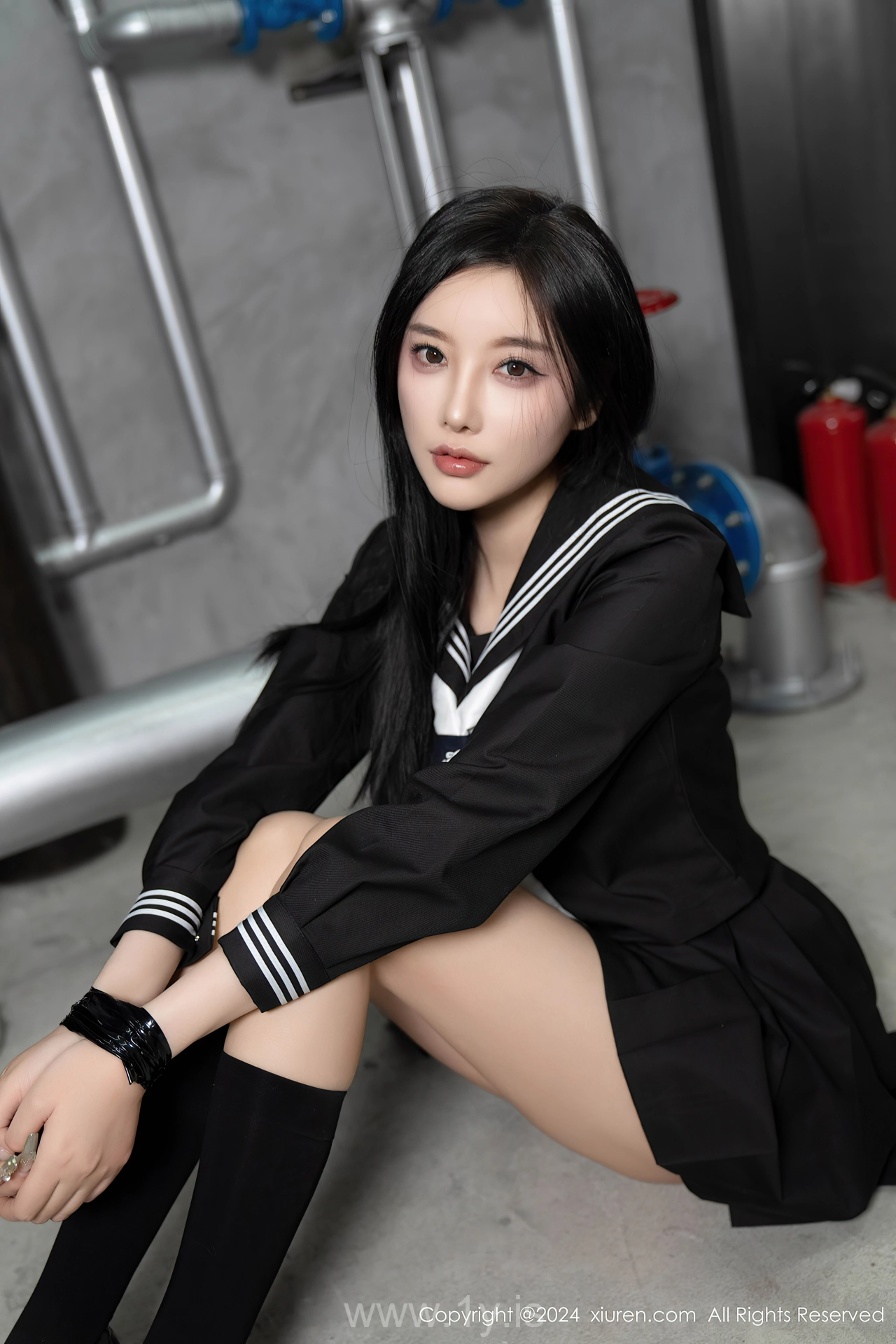 XIUREN(秀人网) No.8080 Glamorous & Nice-looking Chinese Temptress 杨晨晨Yome